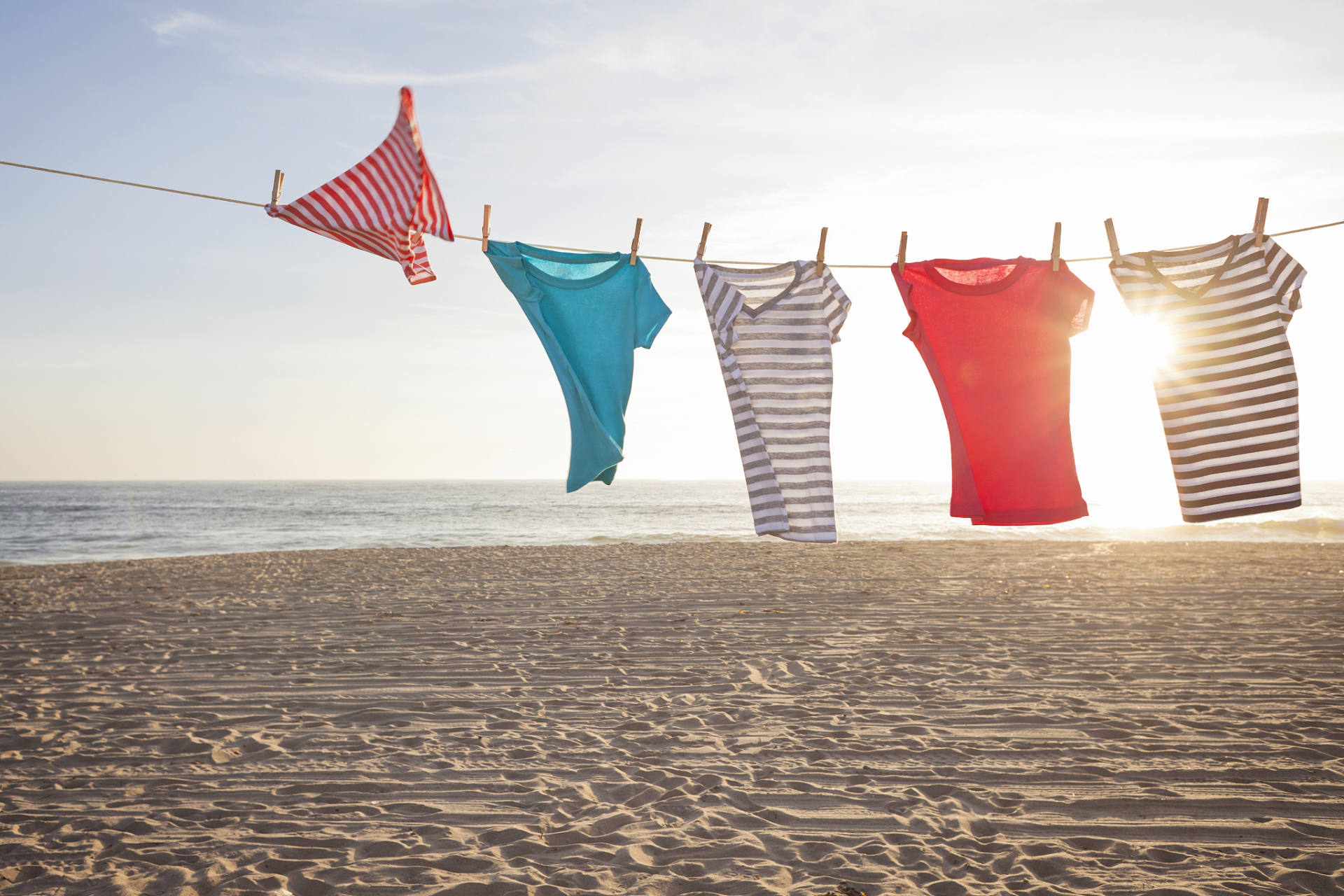 六月六,晒衣服,减少疾病添幸福. #动态夏日征集令