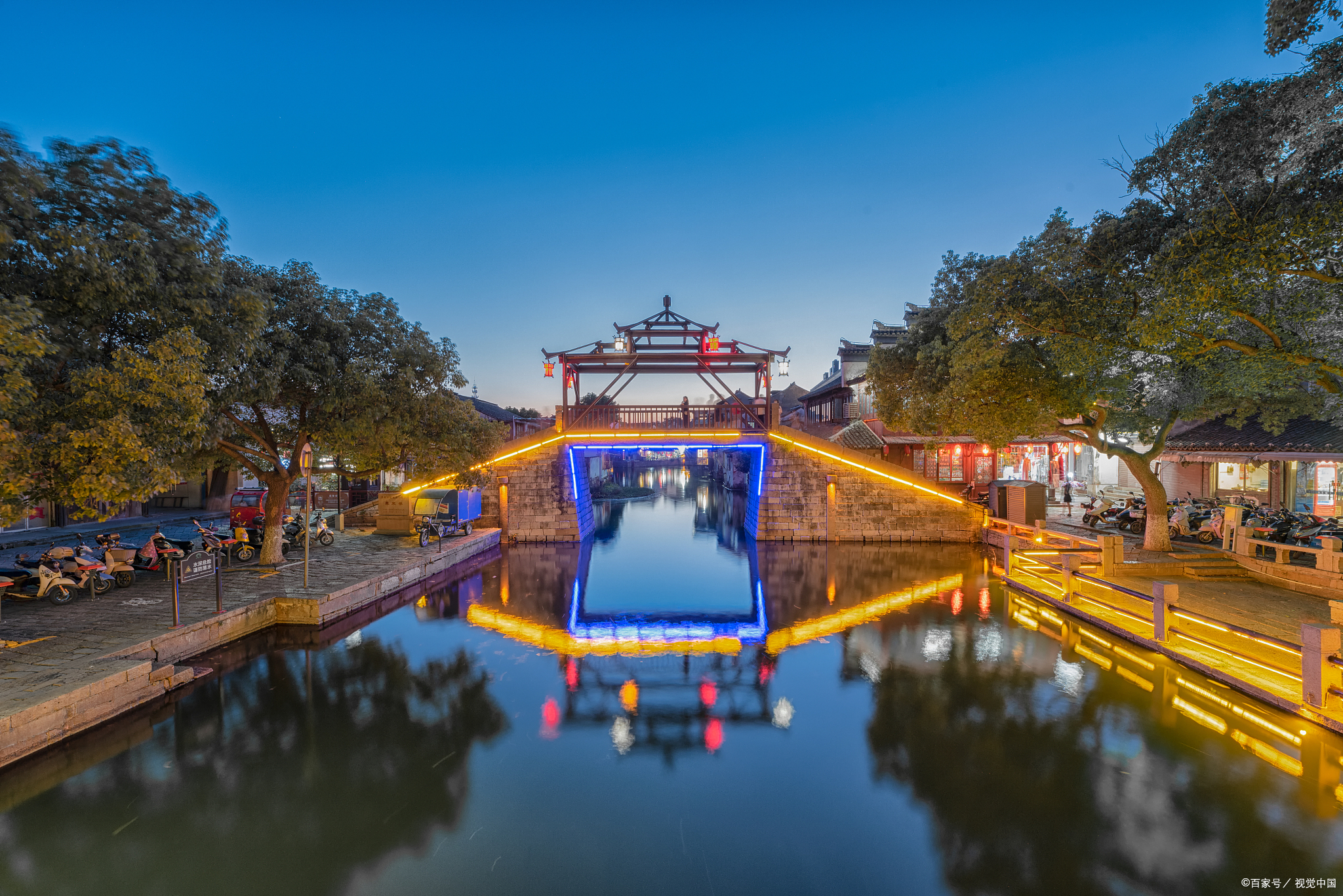 老天是不会让一个人无路可走的,如果现在你觉得特