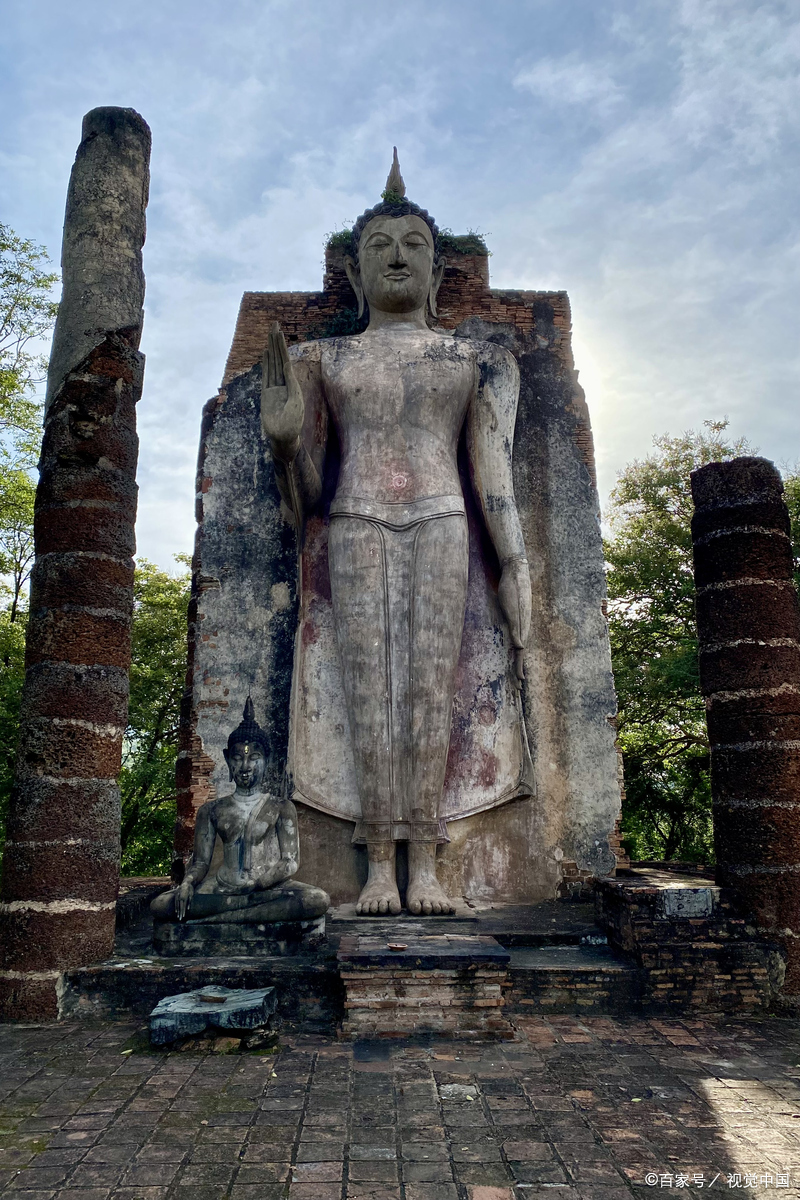 有时候,我们需要勇敢地扛起超过自身承受能力的负担.当我们真正