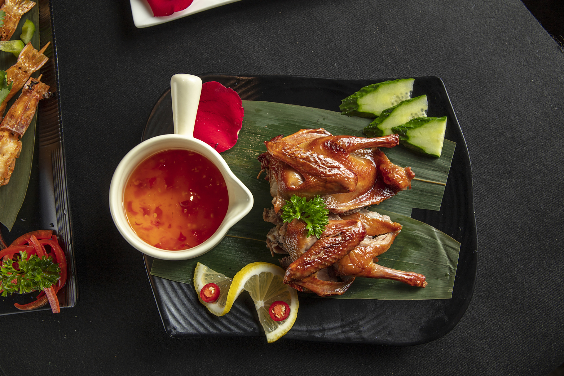 【玻璃脆皮乳鸽|厨师长珍藏配方,家用商用均可】 大家好,欢迎大家来到