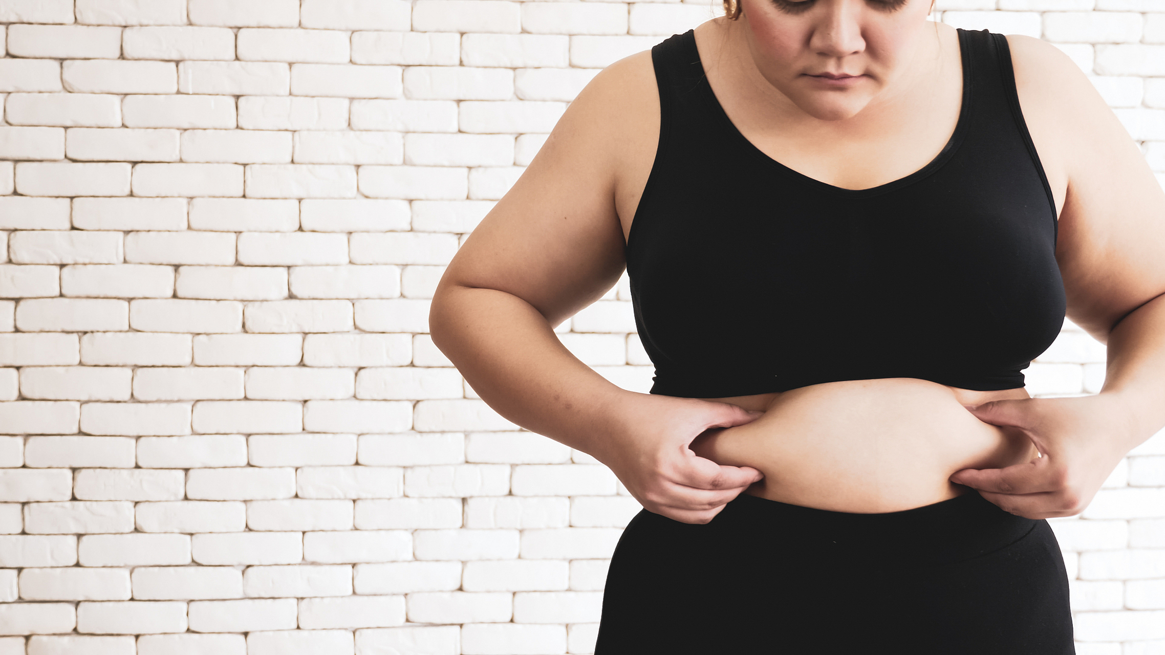 肚子大湿气重怎么减肥  肚子大湿气重可能会引起肥胖,但它们不是直接