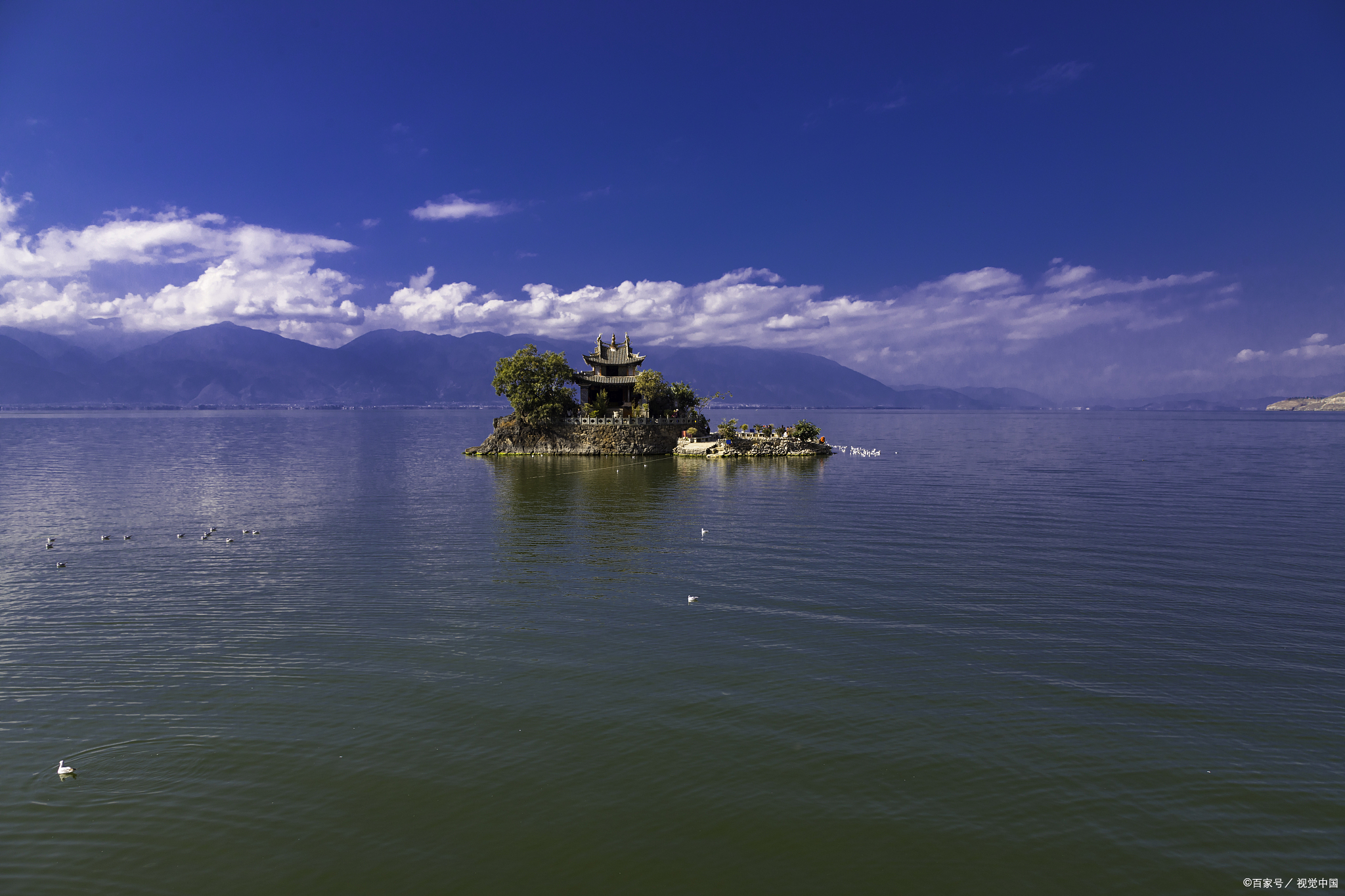 适合冬季温暖旅游地——大理  如果你正在寻找一个适合冬季旅游的地方