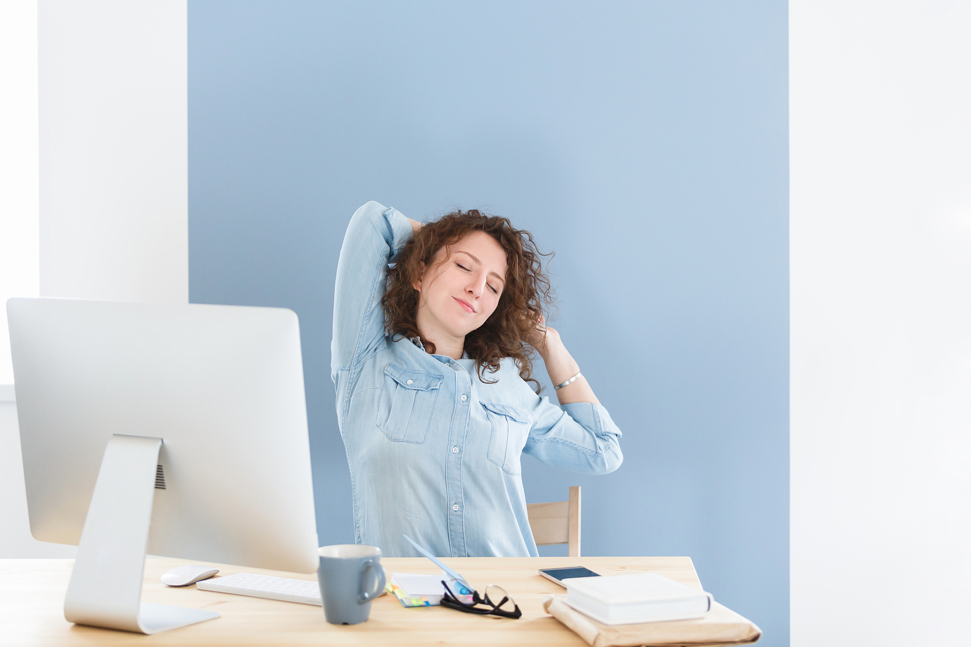 通过有效的方法释放压力,有助于改善情绪状态,提高工作效率,以及预防