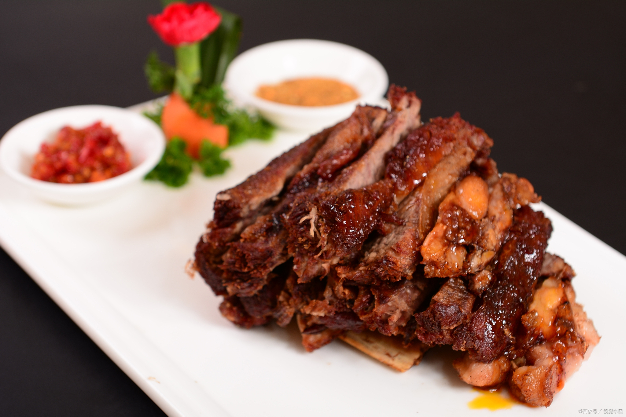 避风塘酥香牛排|餐厅旺销菜品,每日仅售299份,配方精确到克