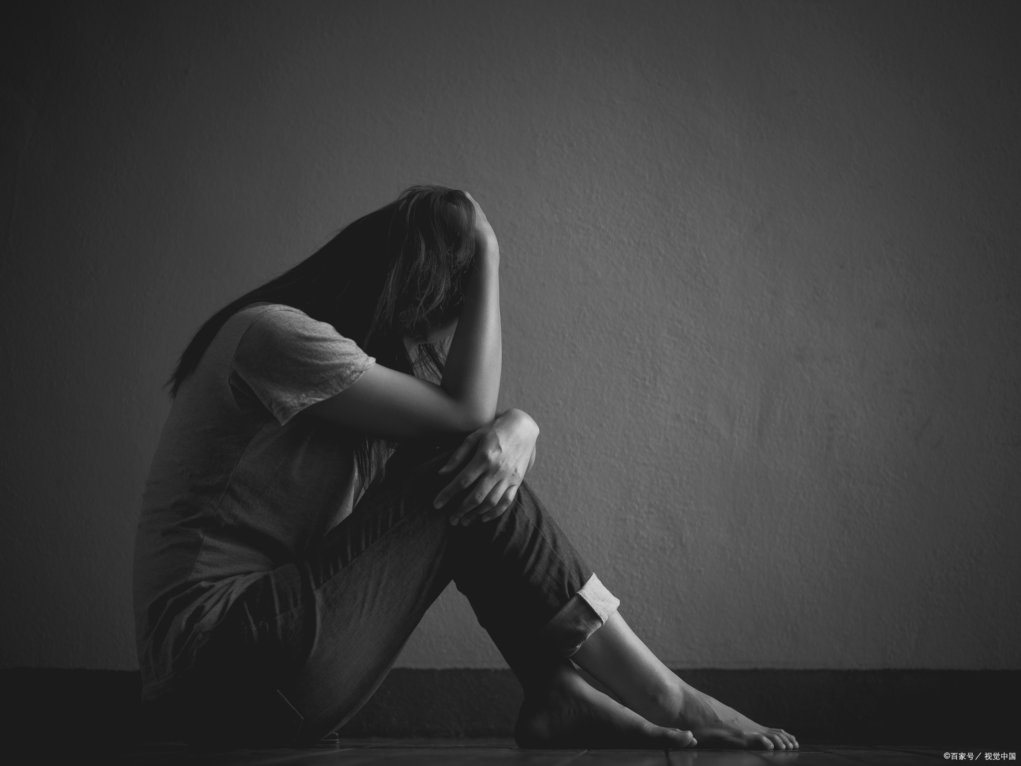 抑郁情绪哪些饮食建议可以帮助改善?