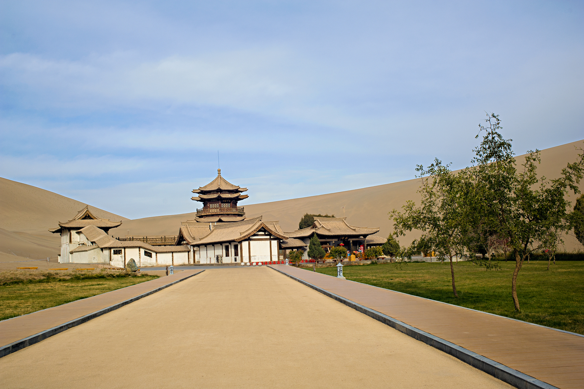 嬉行记# 敦煌文博园,这一座历史悠久的文化瑰宝,承载着中国古代壁画