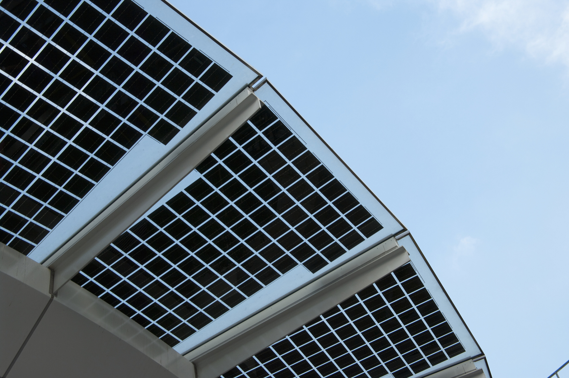 sh),亚玛顿(002623.sz),金晶科技(600586.