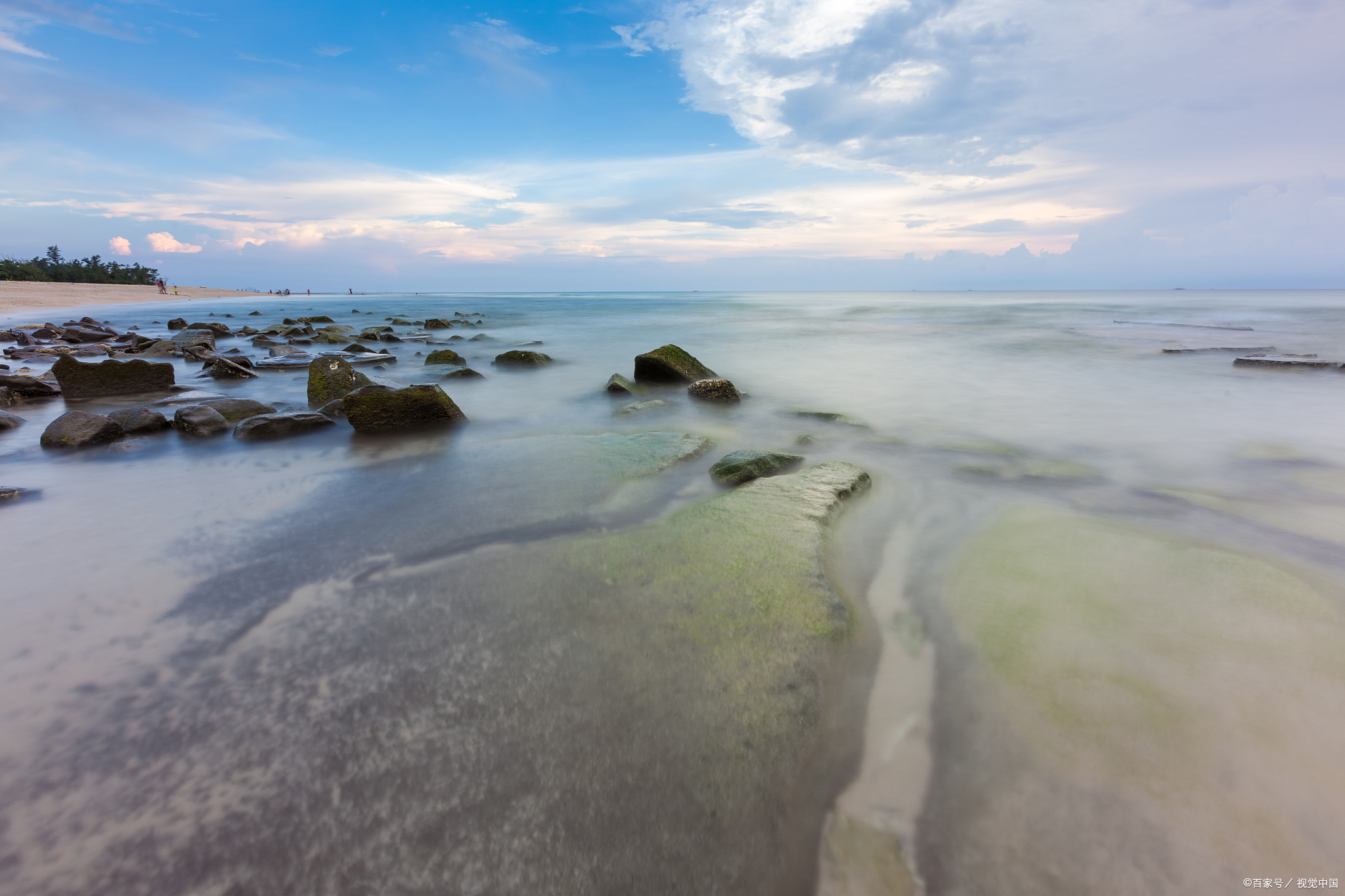 北海涠洲岛攻略:海岛风情,浪漫之旅从这里开始  尊敬的听众们,今天我