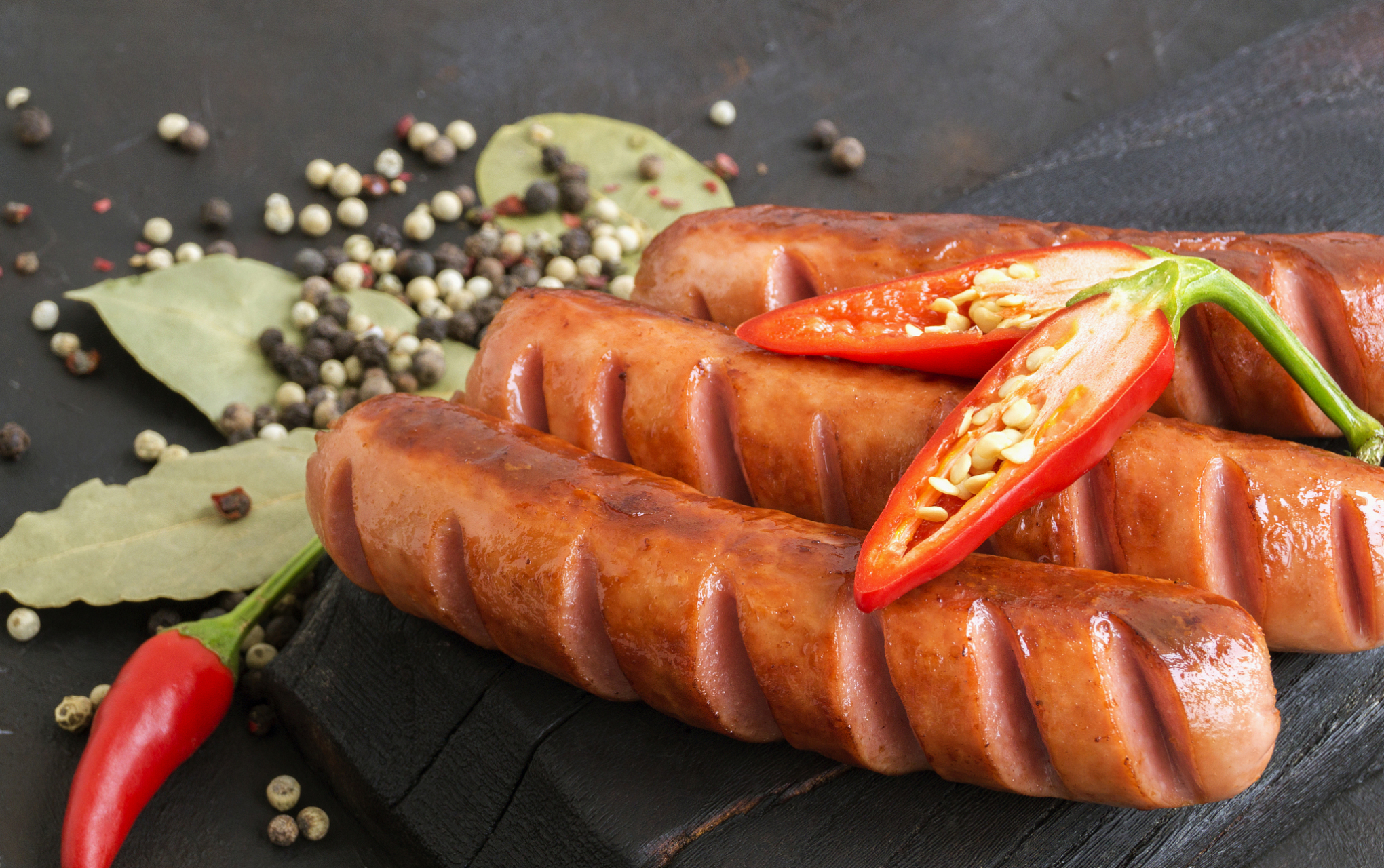 晒出上学时的你# 淀粉香肠是一种美味的食品,下面是它的做法:  92