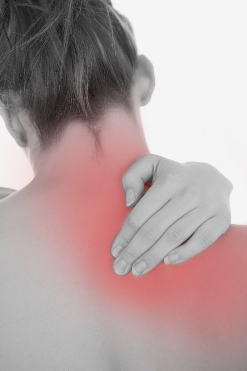 肩膀疼,我们该如何去判断是"肩袖损伤"还是"肩周炎"呢?