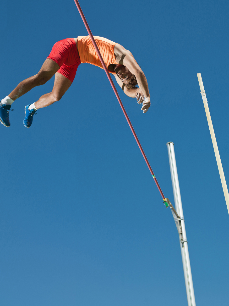 九月动态激励计划# 亚运进行时──撑竿跳高 在田径赛场上,有一种