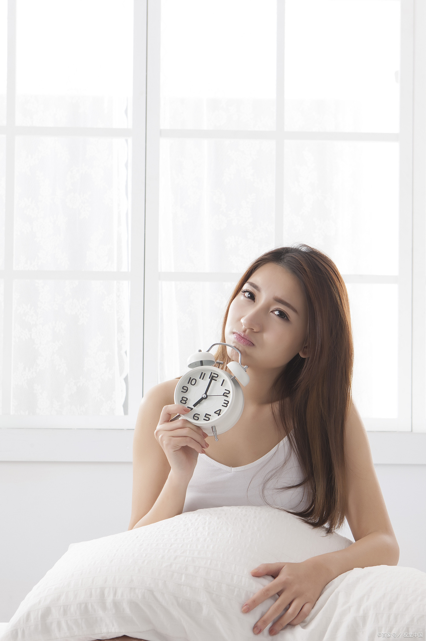 赖床几分钟,可以减少心绞痛,中风等突发病的发生