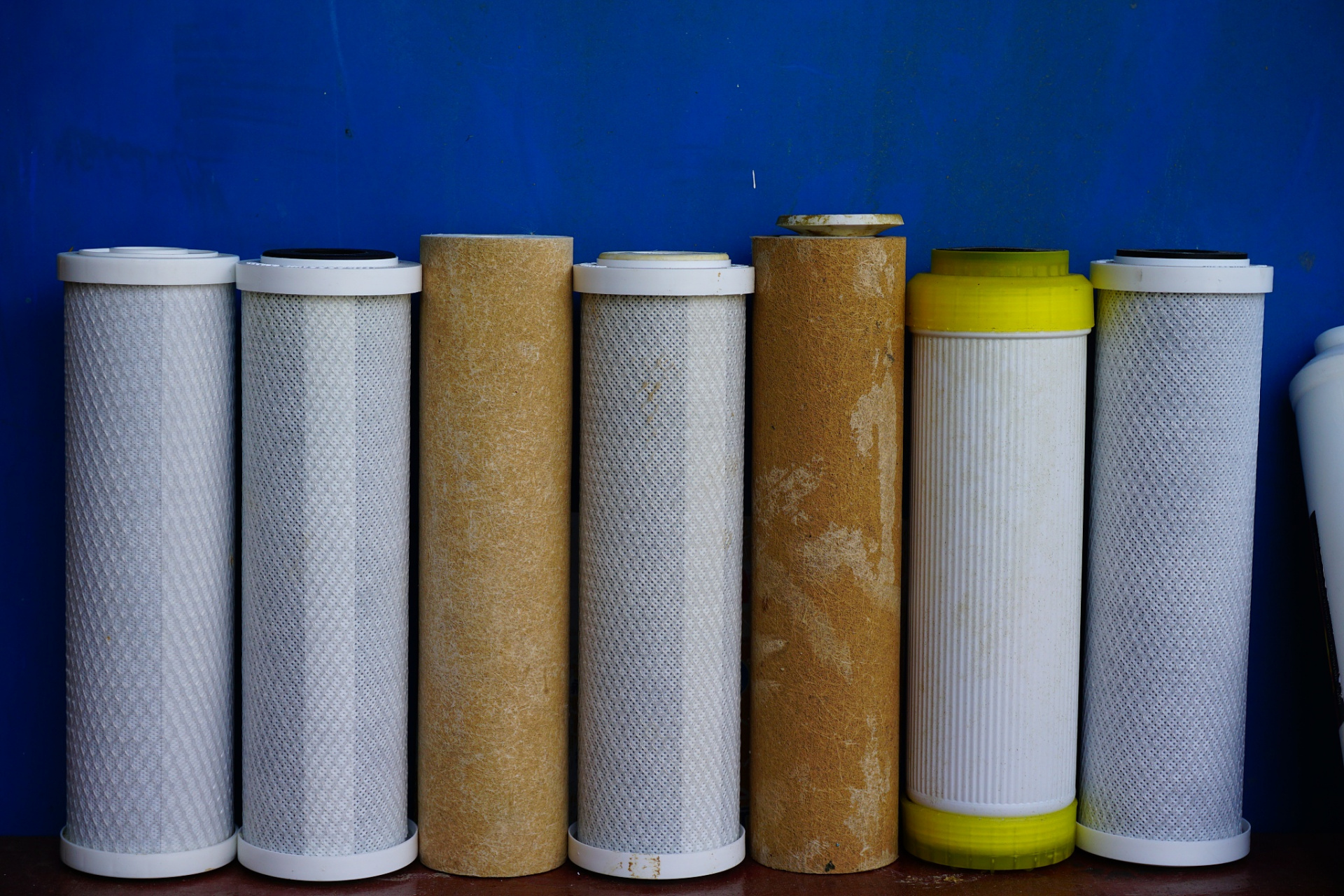 百万创作者计划# 超滤膜净水器是一种常用的家用净水器,能够有效孤怂