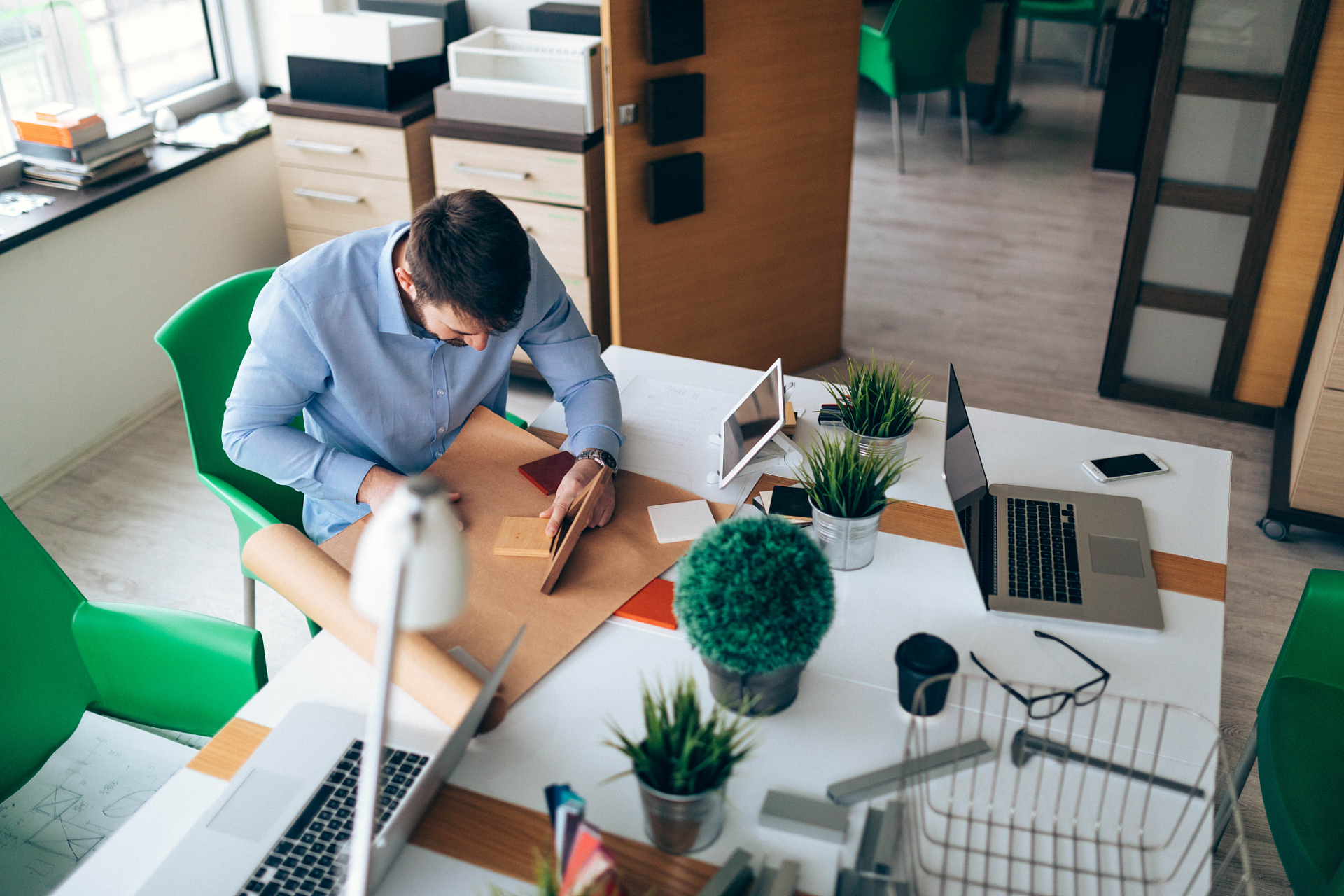今天有同事找我,问我有时间工作吗,我满心的高兴,想着哇,要有活儿了呢