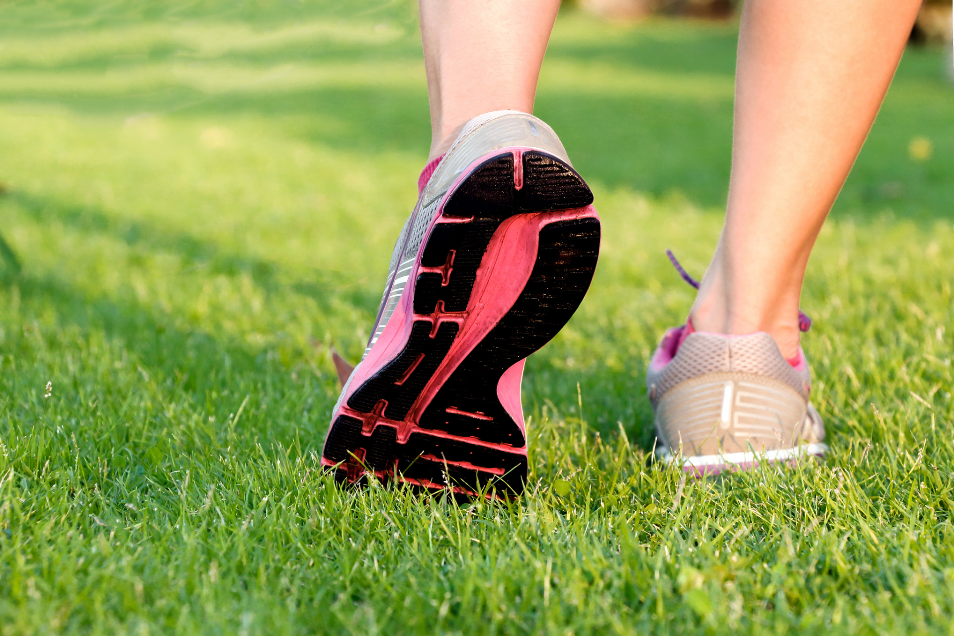 永远不要把自己的脚,放进别人的鞋子里  今天给大家分享一个让人大笑