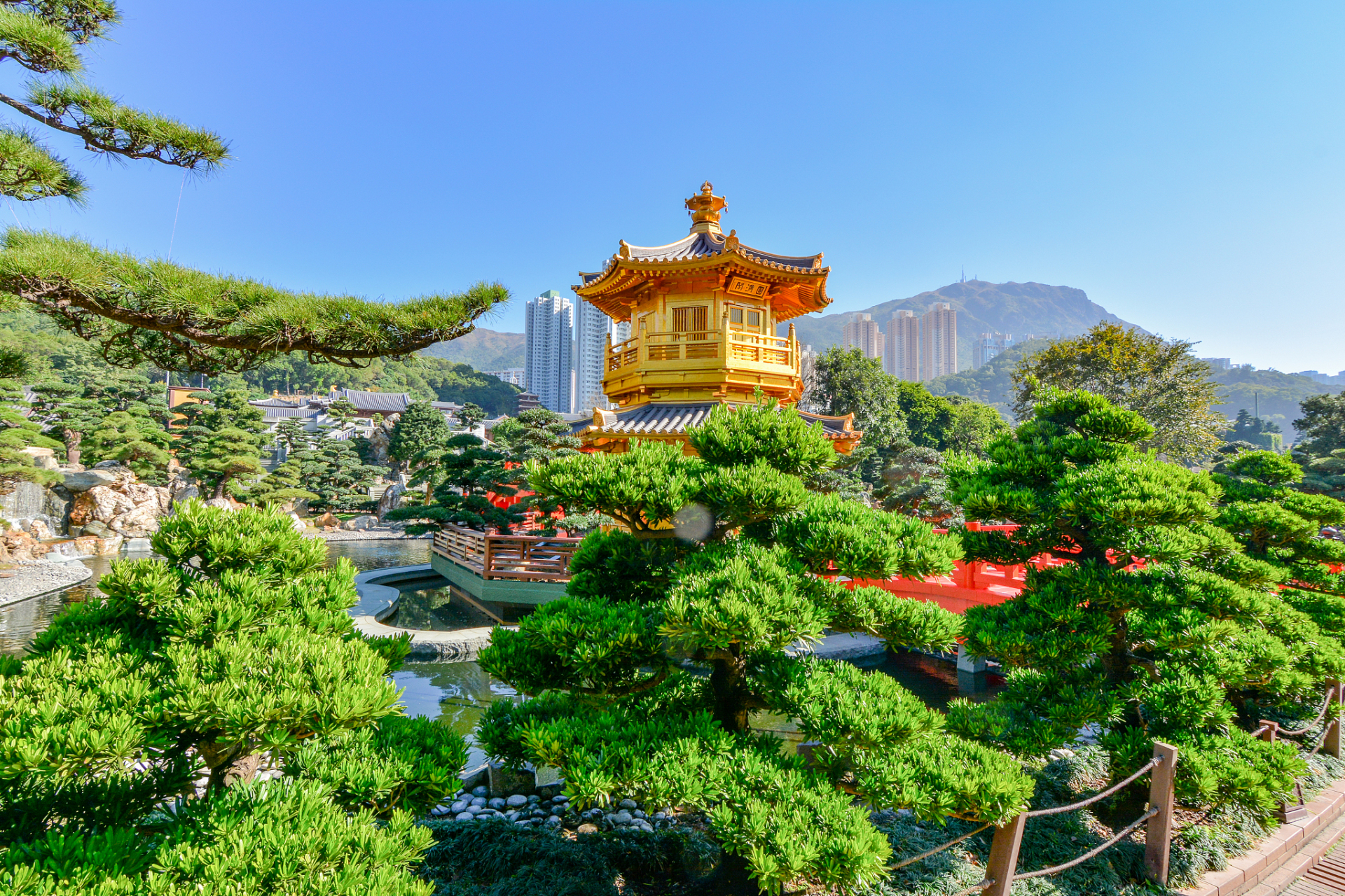 贵阳十大著名景点,旅游打卡必到之地!  1.