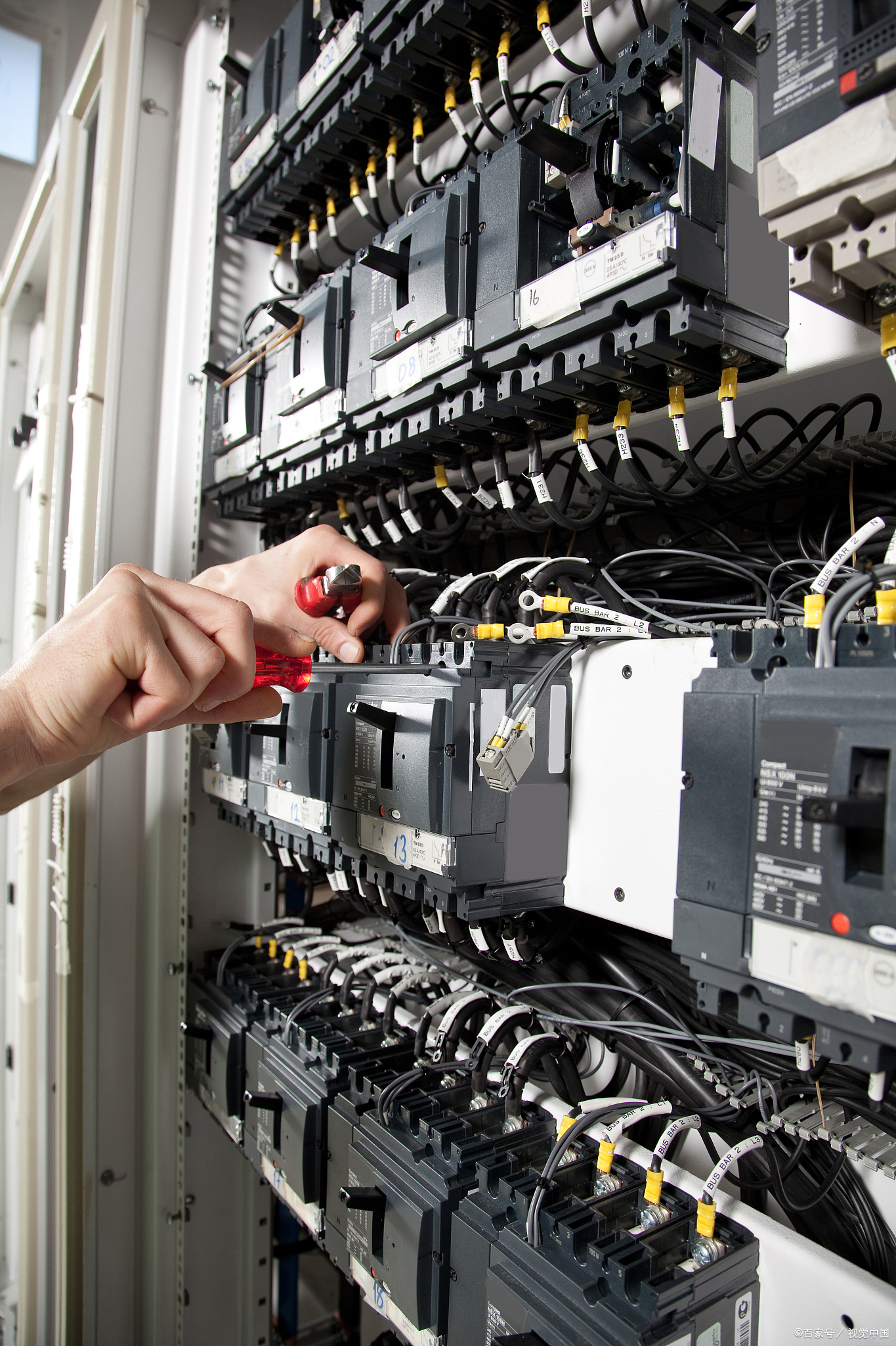 大专生电气自动化专业:就业,还是深造?