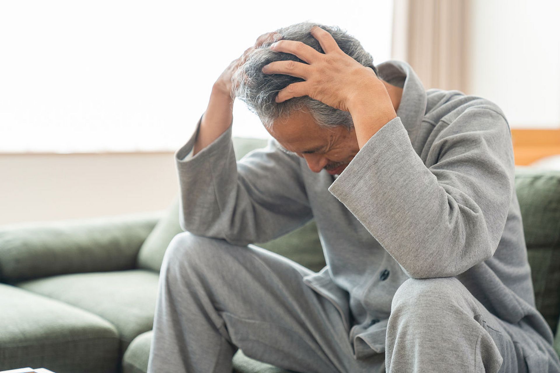 很多患者由于长期心理压力过大,出现情绪不稳定,容易暴躁,入睡困难