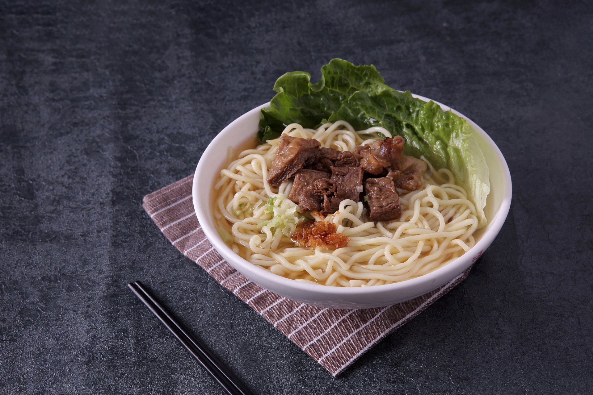 90  大家好,今天我要跟大家分享的是一道来自石家庄灵寿的美食