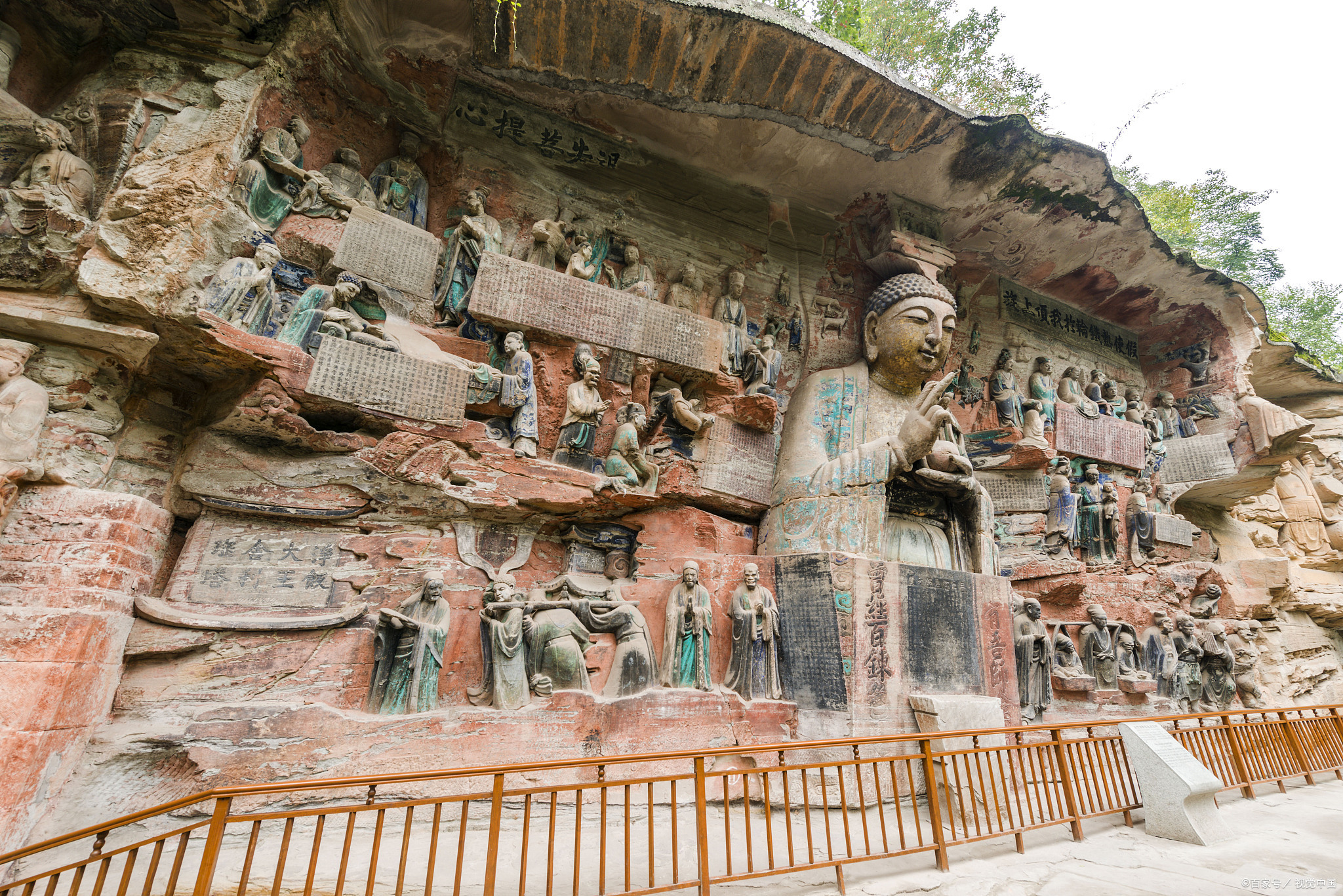 重庆一石窟,拥有76处石窟,6万余躯造像,10万余字石刻铭文!