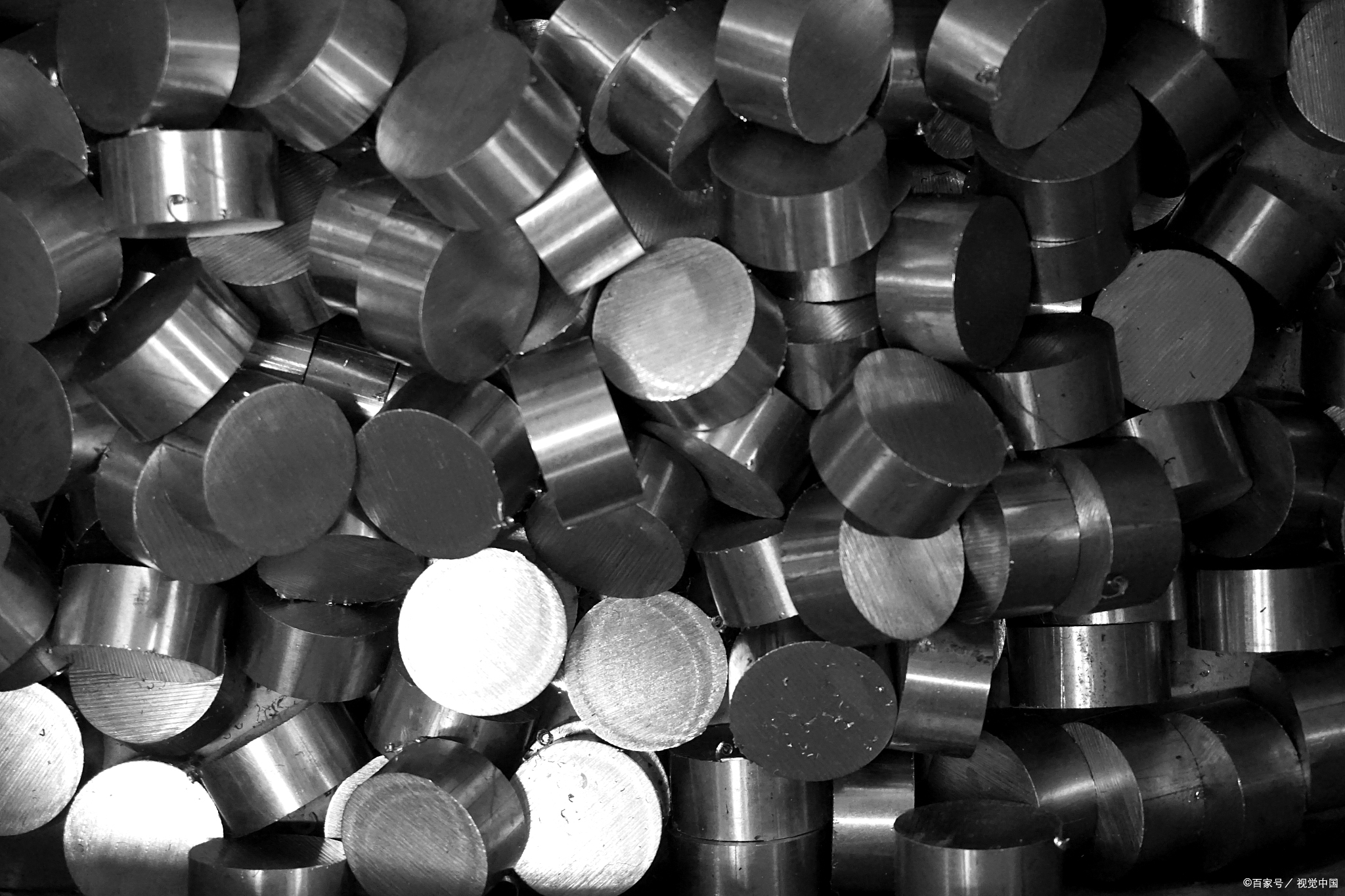 其中,粉末冶金作为一种重要的材料制备技术,以其独特的优势在高端材料