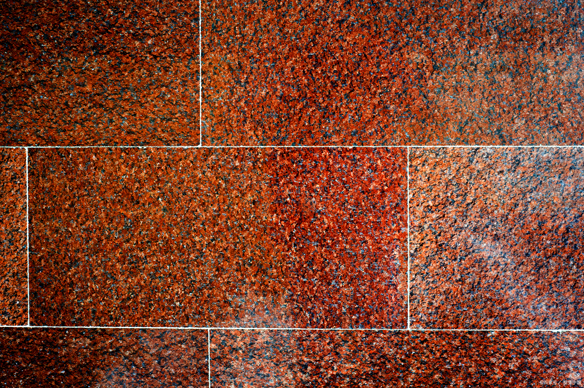 半细磨,细磨,精磨及抛光,然后这样花岗石大理石石材的颜色纹理才会