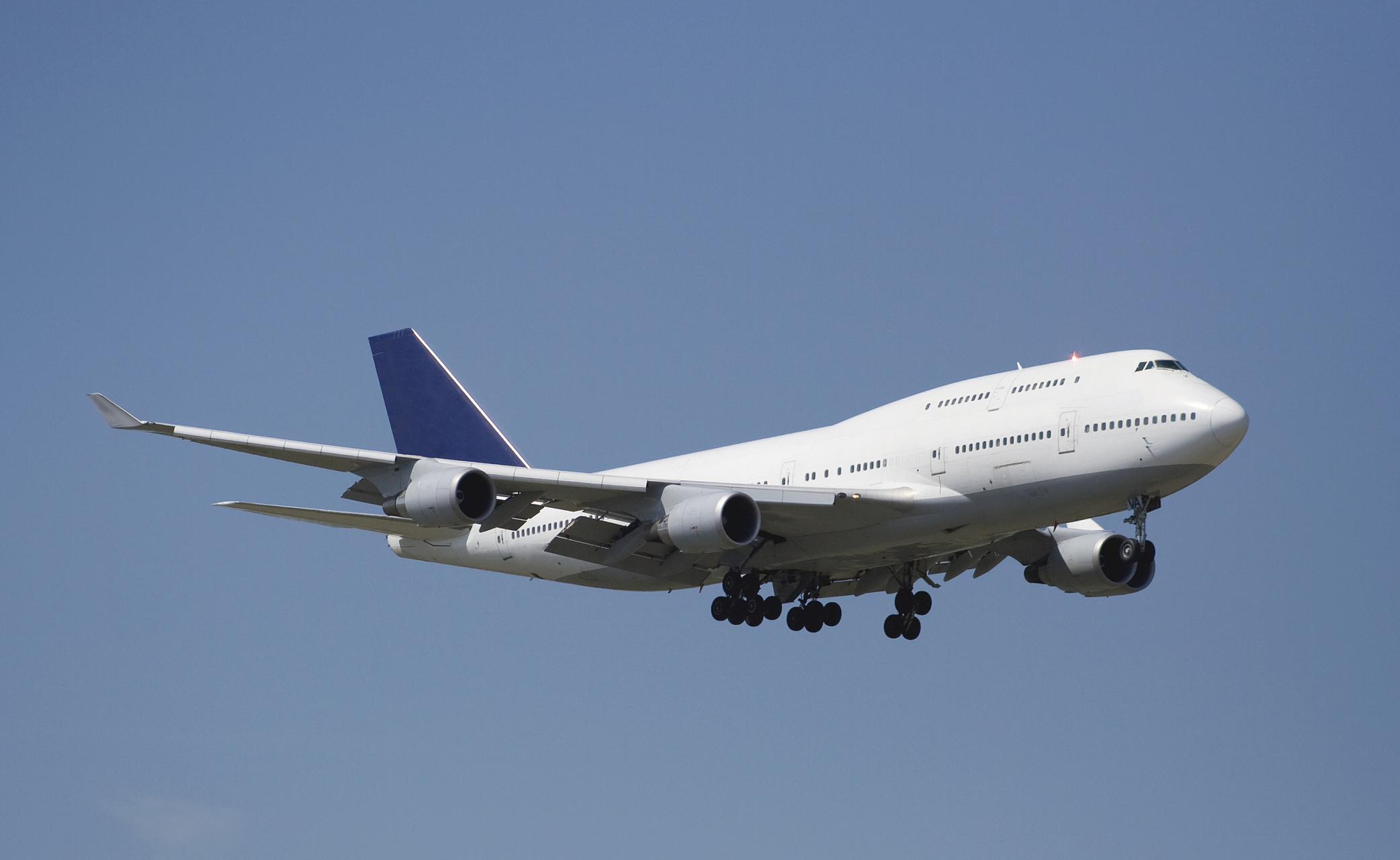 全世界可以造飞机的十九大工厂: 1. 波音公司(大型客机)——美国. 2.