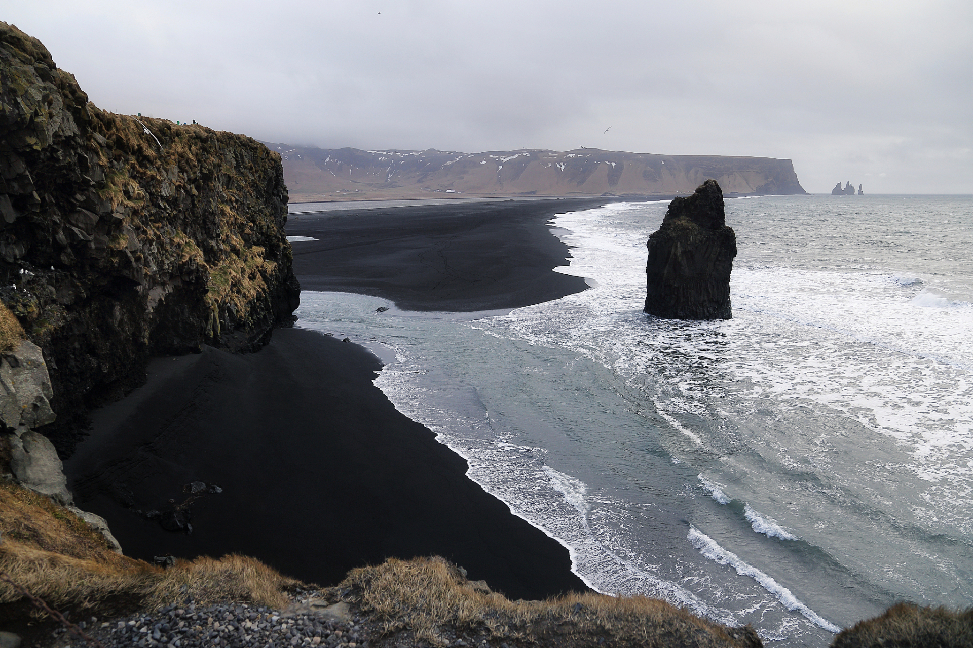 冰岛黑沙滩成因图片