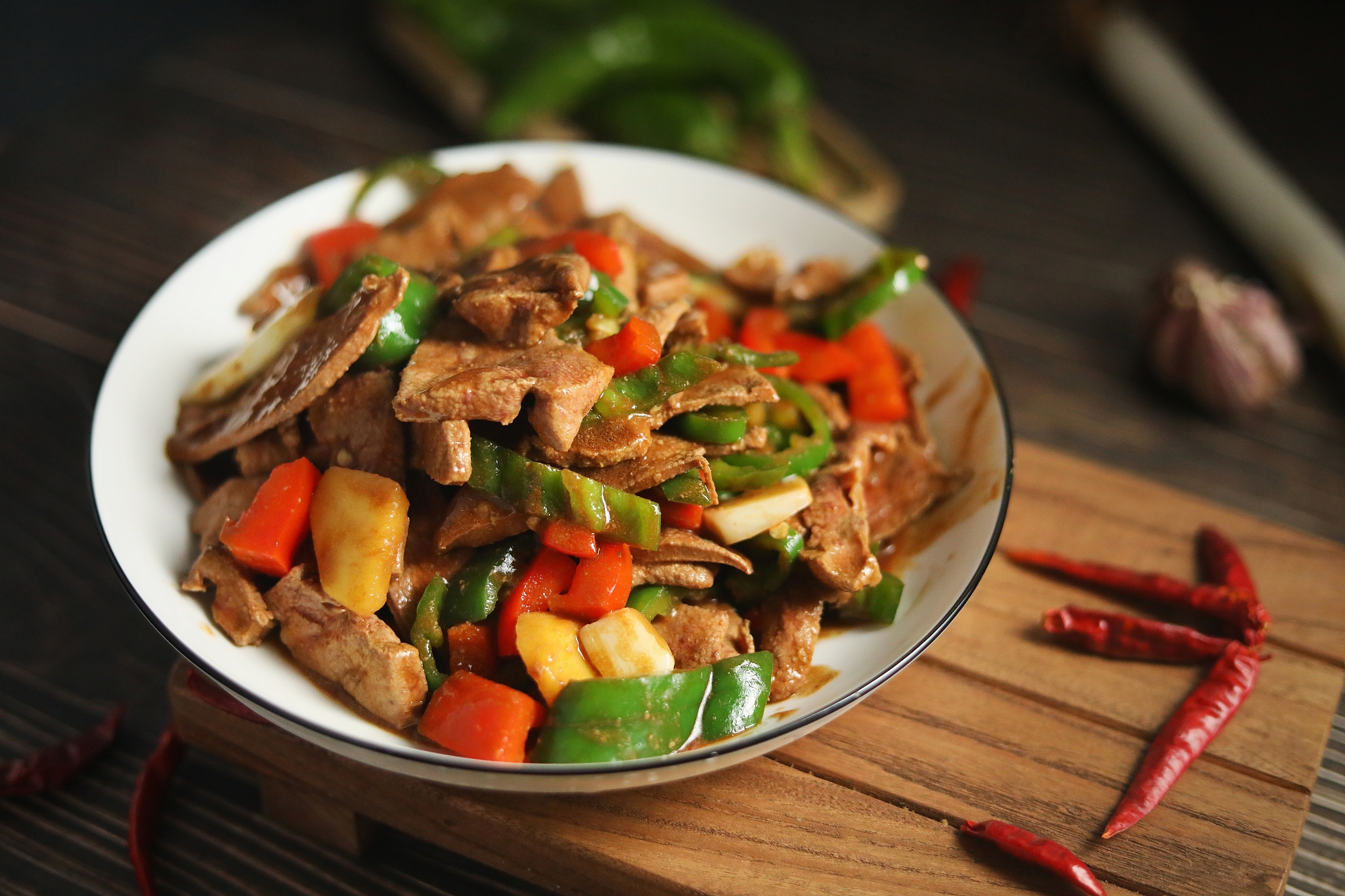 "锌"是男性之宝,年过50,多吃4种富锌食物,精力足身体棒