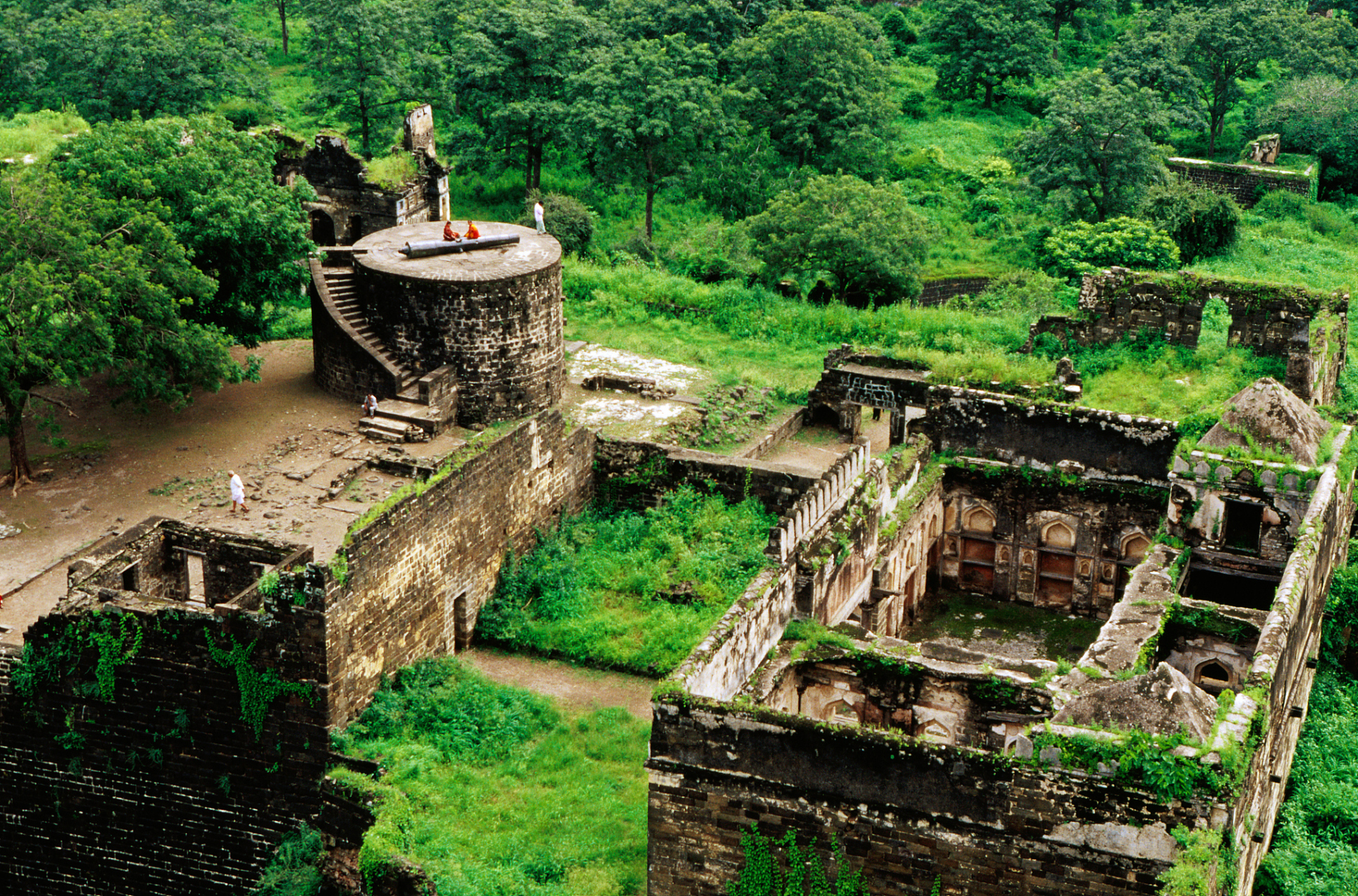 唐崖土司城址位于湖北省恩施土家族苗族自治州咸丰县唐崖镇,这座古城