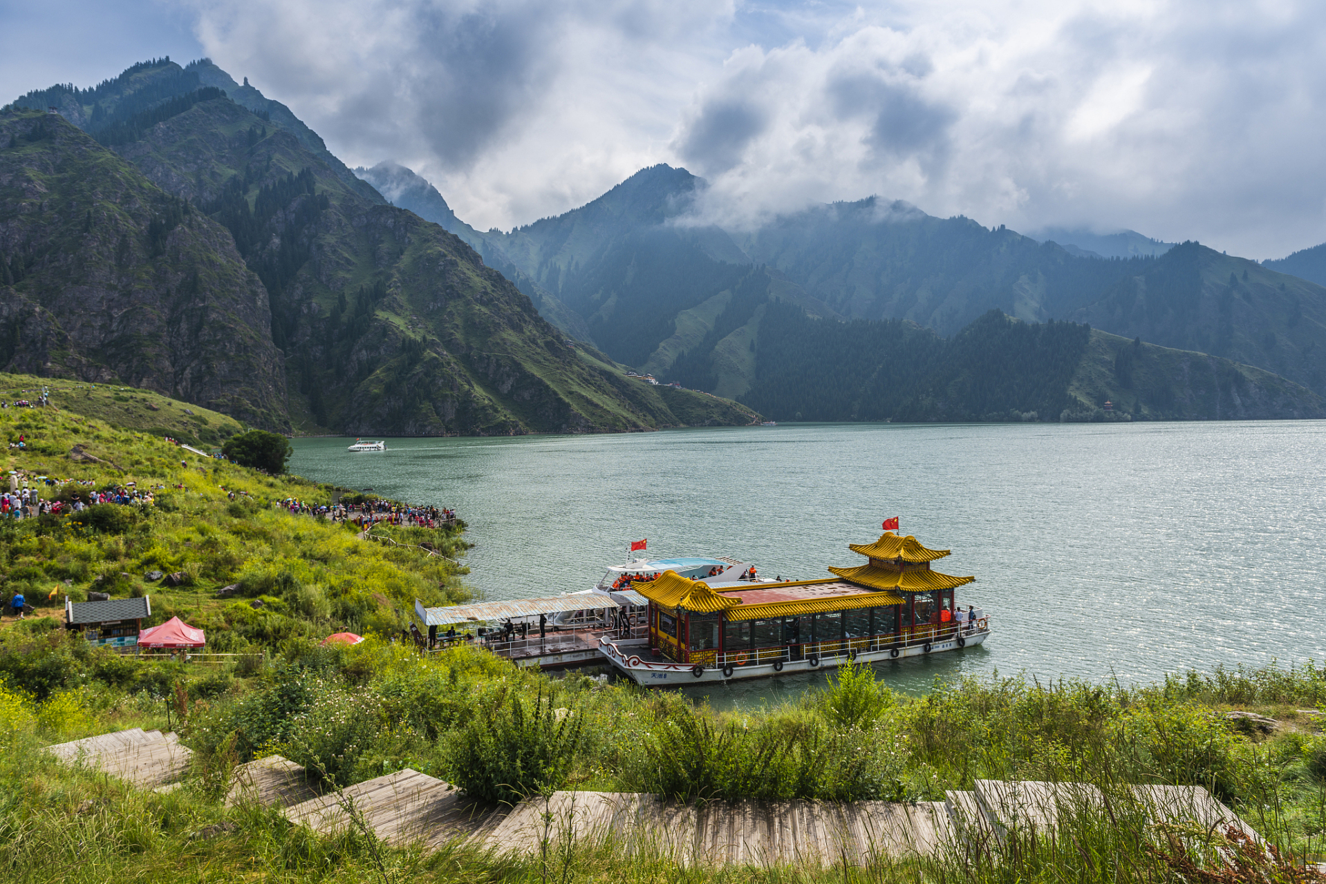 天山天池八大景观图片图片