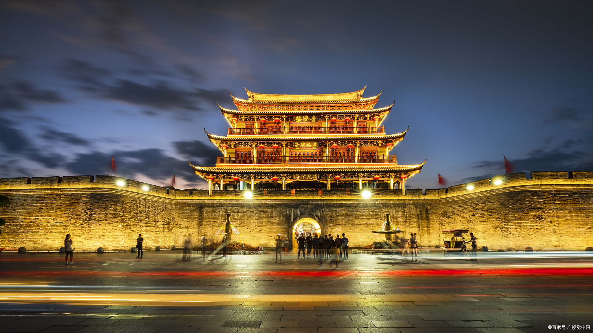 这座充满历史韵味的楼阁,不仅展现了潮州传统建筑的精髓,还蕴藏着