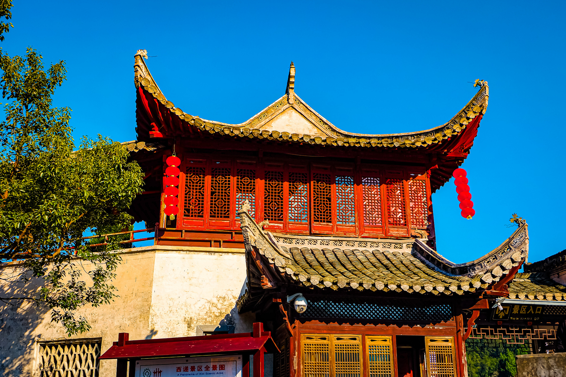 位于山西省晋中市榆次区的观稼阁是常家庄园景区内的一座建筑.