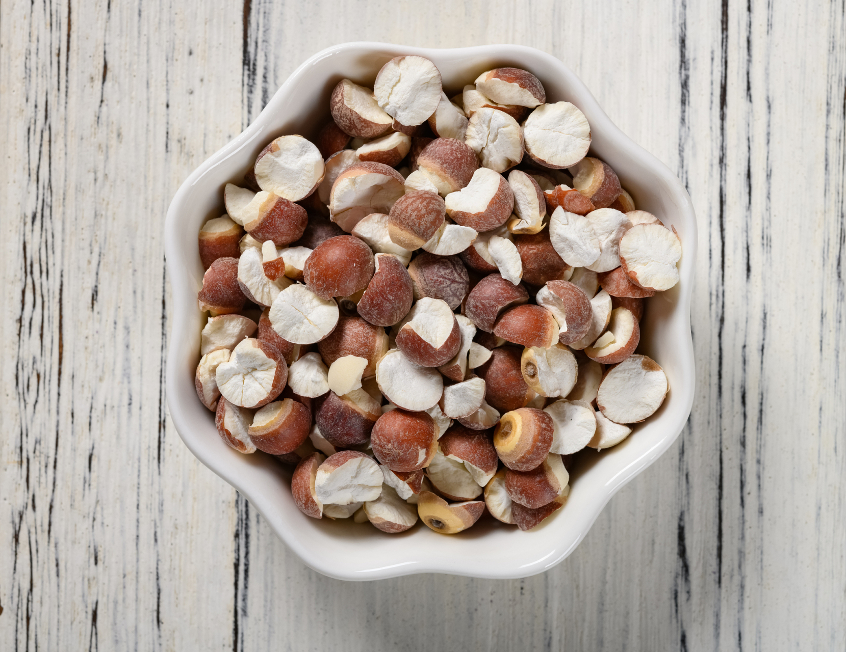 来试试四款芡实的做法!简单又美味,让你轻松摄取维生素和矿物质.