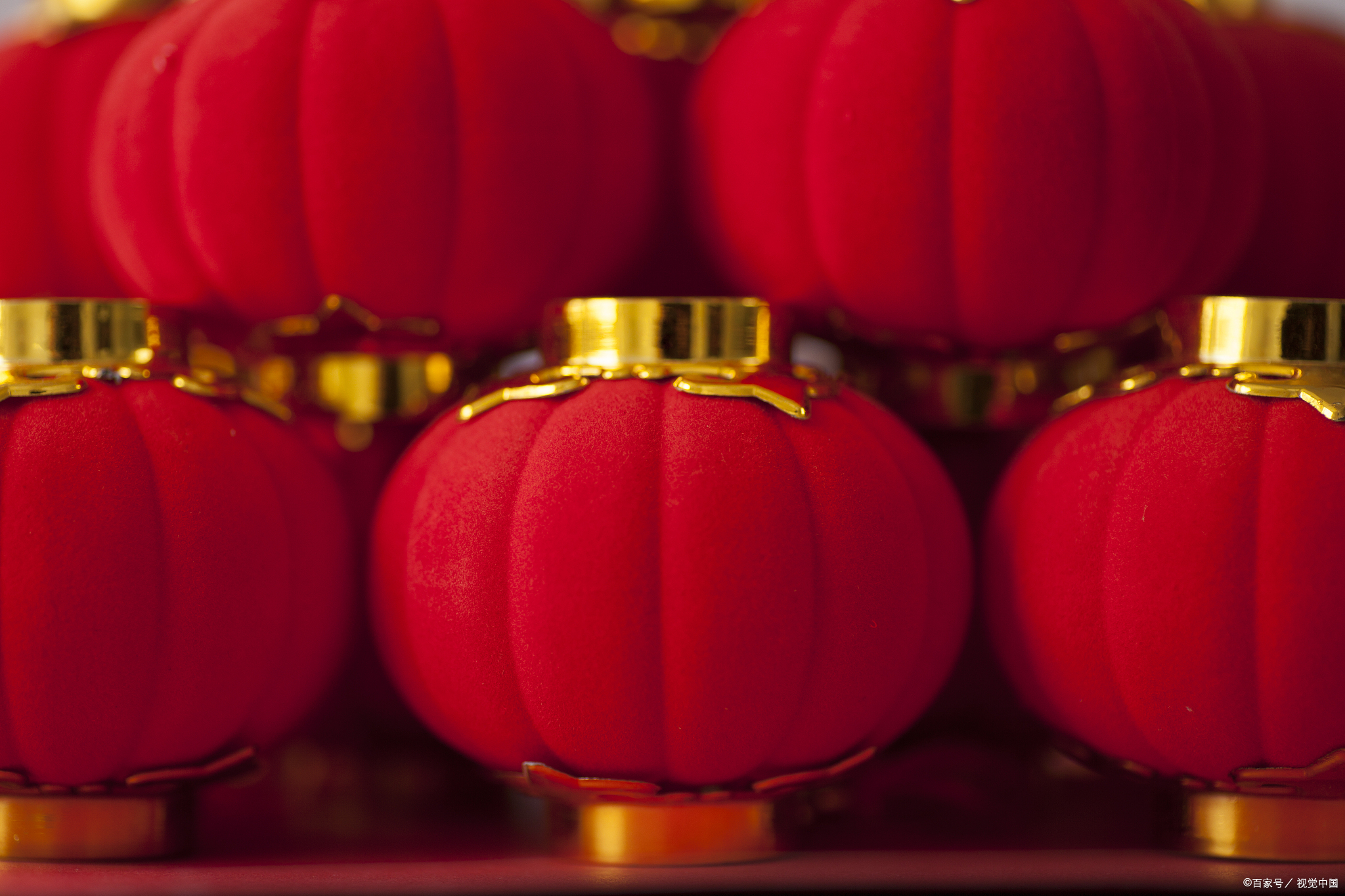 在新春佳节这个欢乐而又特殊的时刻,探讨过年放假