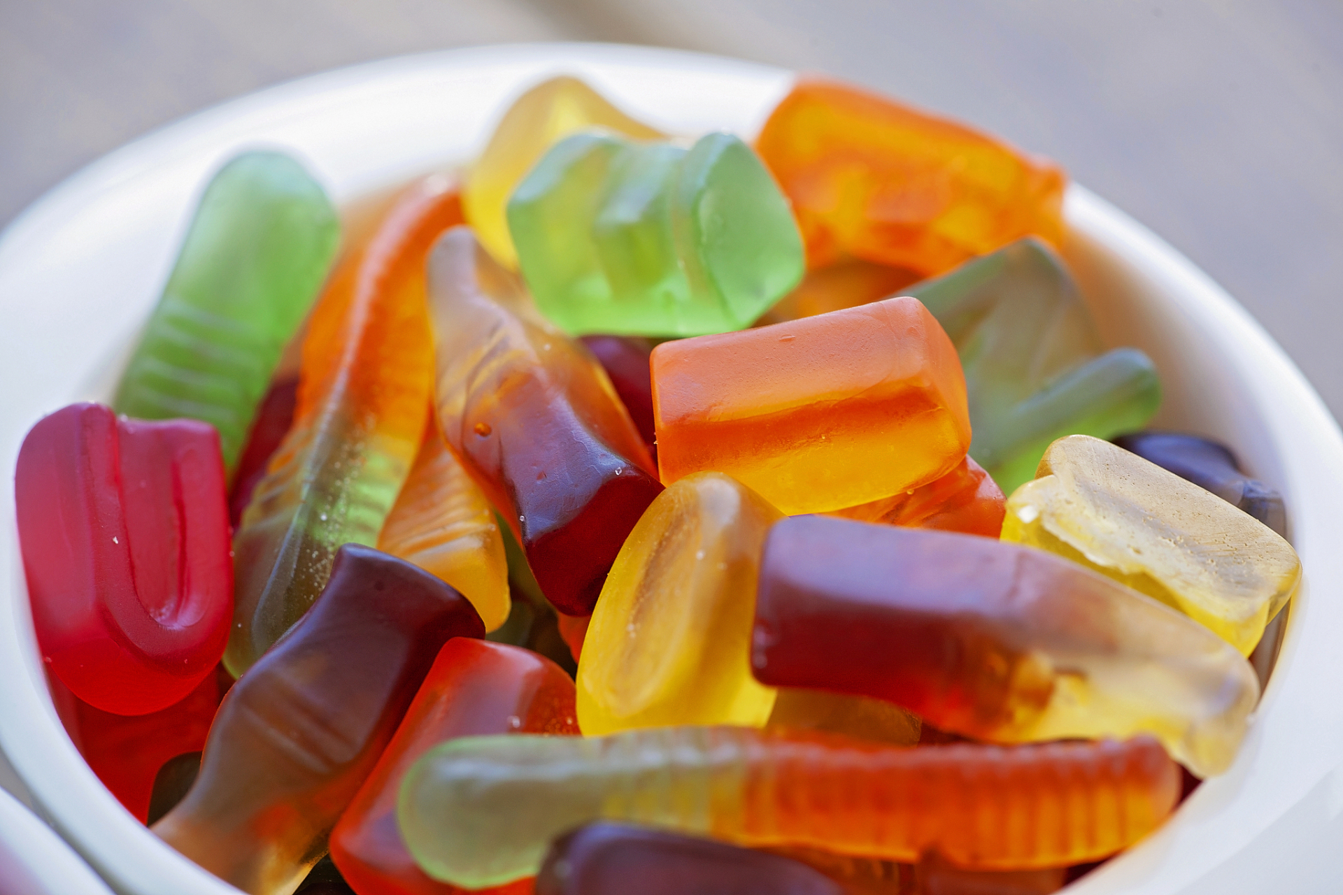 96彩色凉粉是一种色彩缤纷,口感清爽的夏季美食.