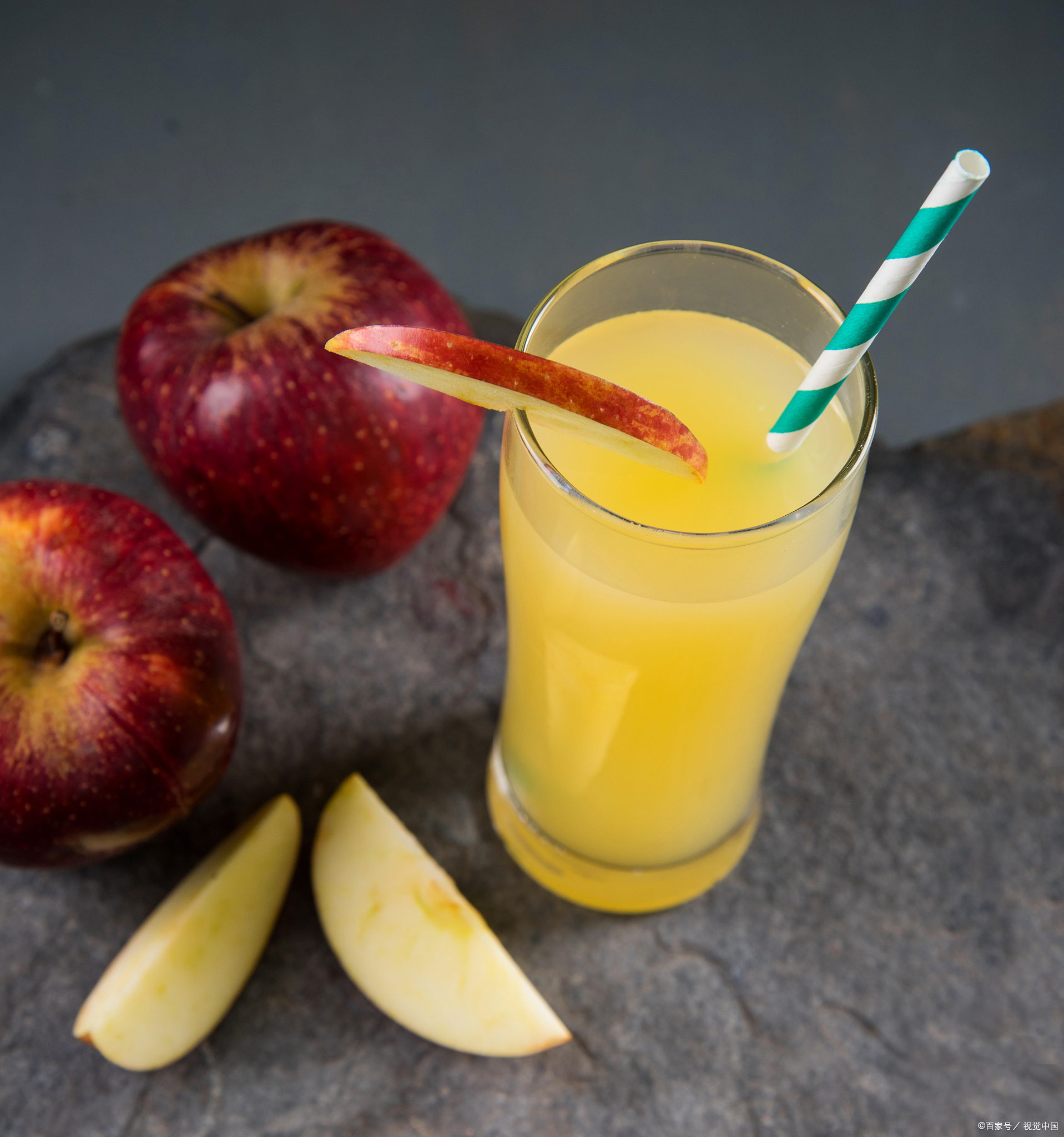苹果汁富含多种有益于消化的成分,其中果胶和有