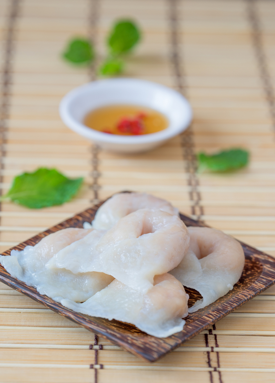 鱼肚泡发的正确方法包括选择合适鱼肚,泡发前处理,冷水泡发,热水泡发