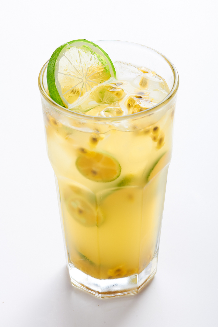 首先,金桔柠檬茶富含维生素c.
