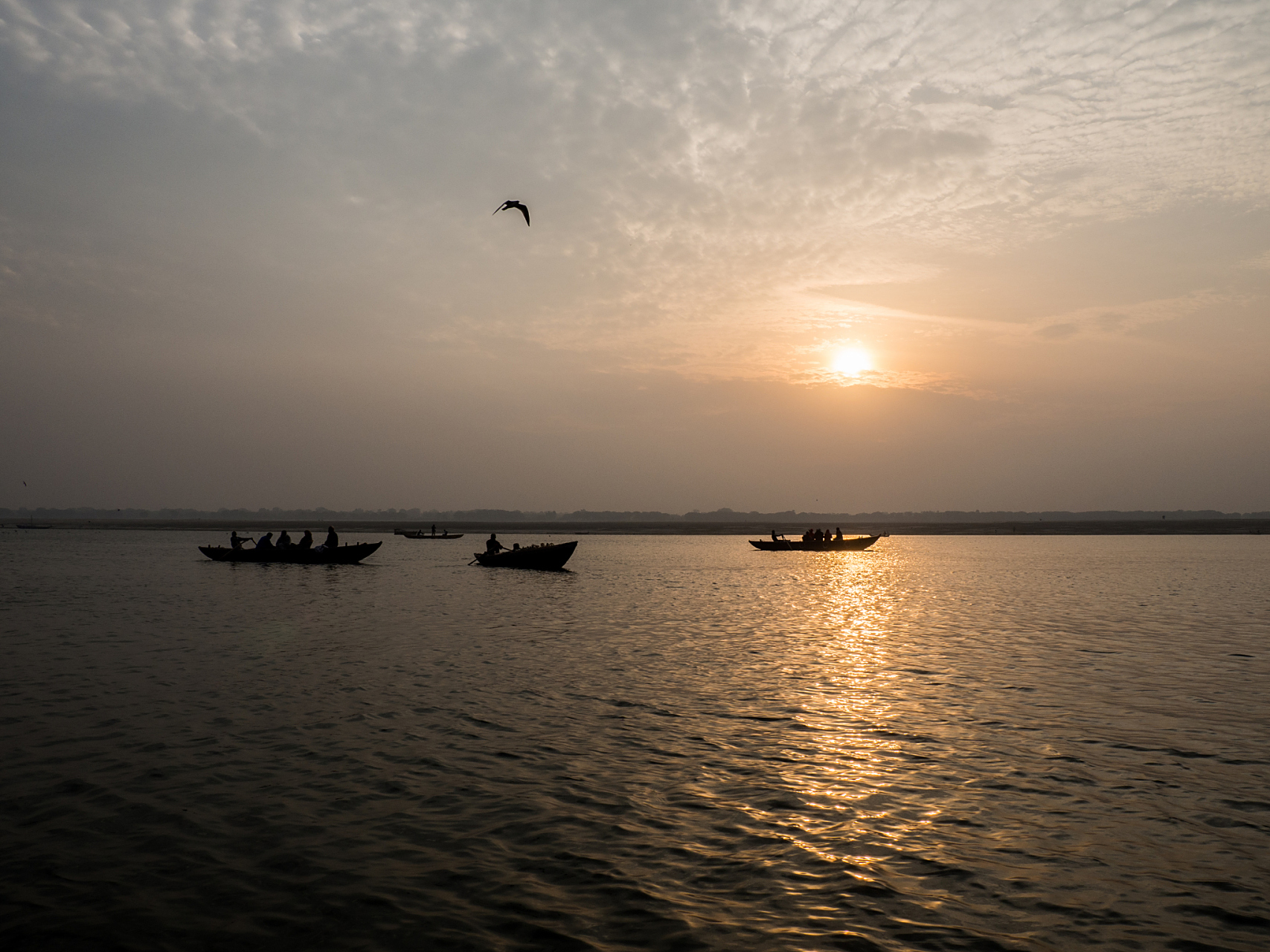 92旅游攻略:探访岳阳楼与洞庭湖畔的历史之美  99旅行天数:3-4天