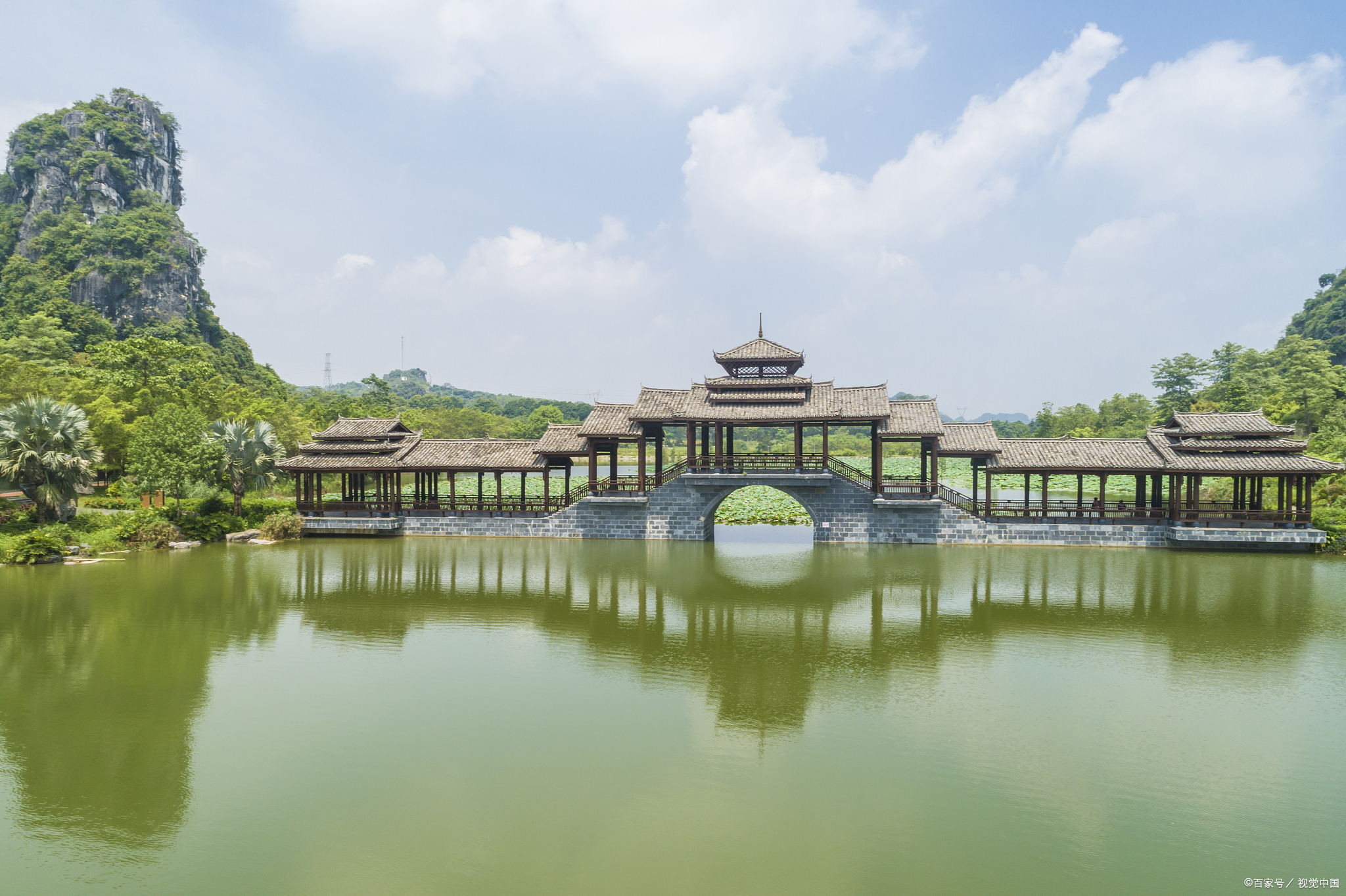 秋日生活创作季#  国庆金秋,南宁周边热门旅游路线推荐  交通:自驾游