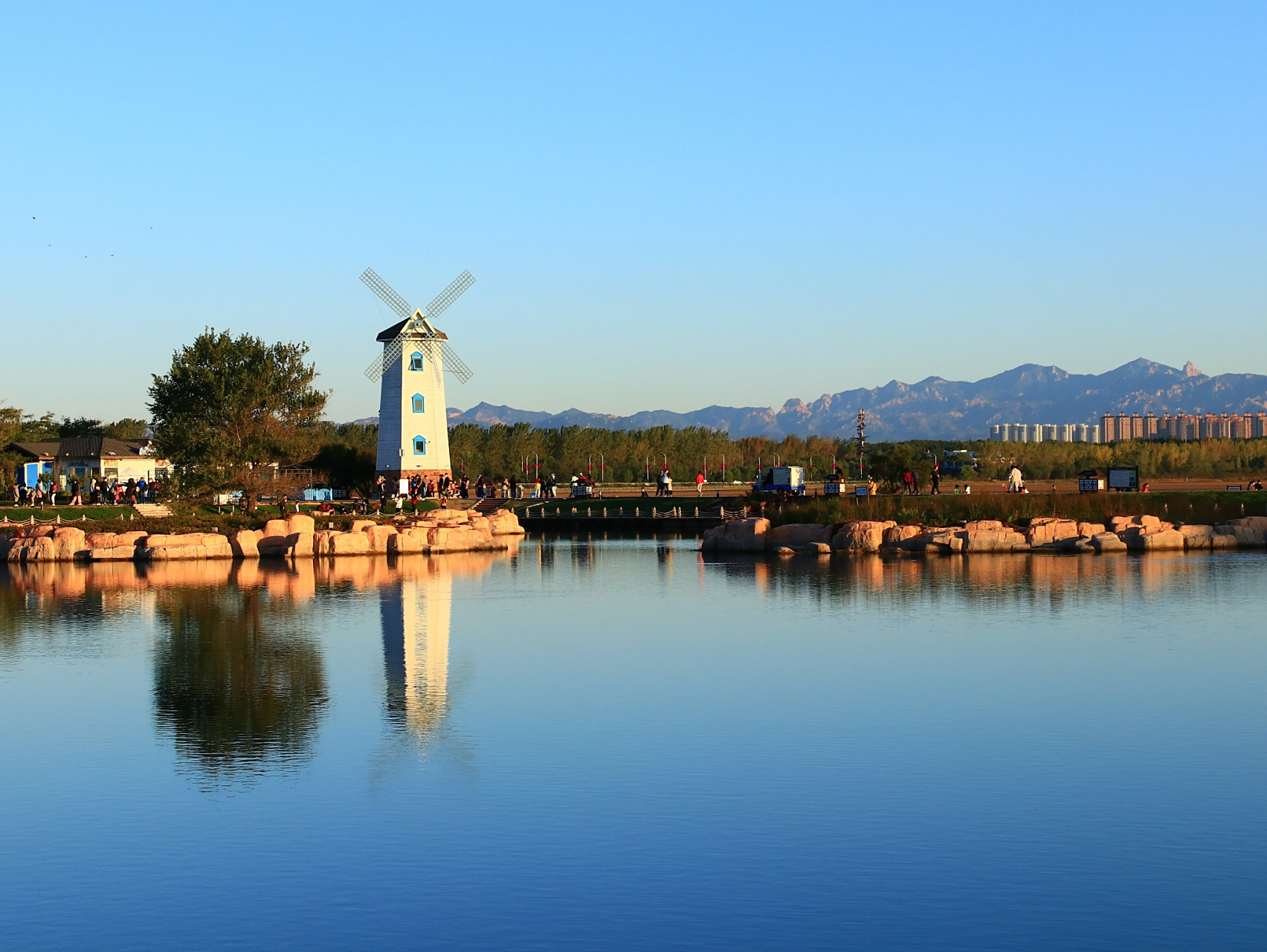 河南方城望花湖风景区攻略 95  望花湖位于河南方城县,是一座美丽的