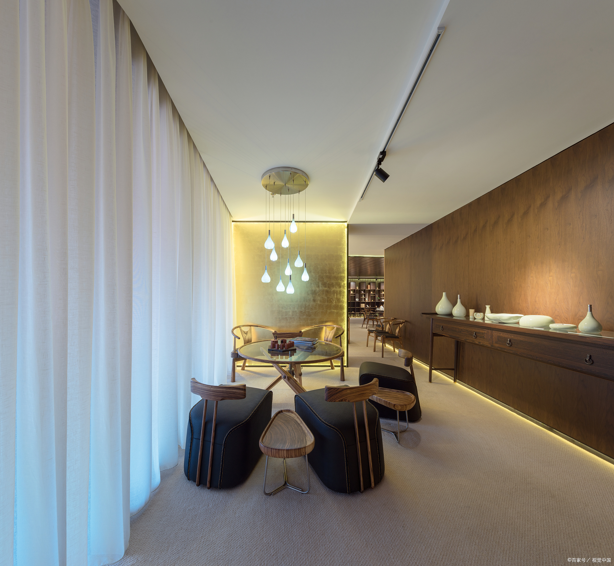 新中式会所装修 新中式会所装修注重传统文化与现代设计的结合,以展现