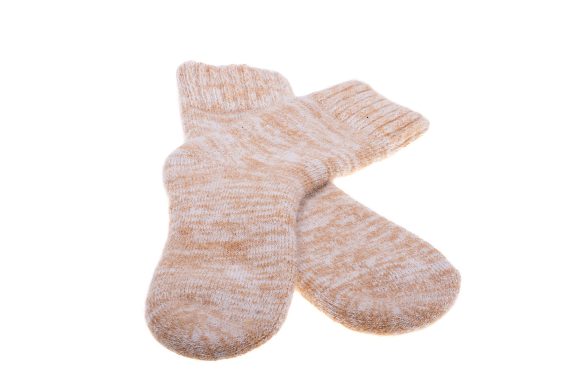 袜子批发基地为零售商提供丰富优质的袜子货源,包括各种类型和款式