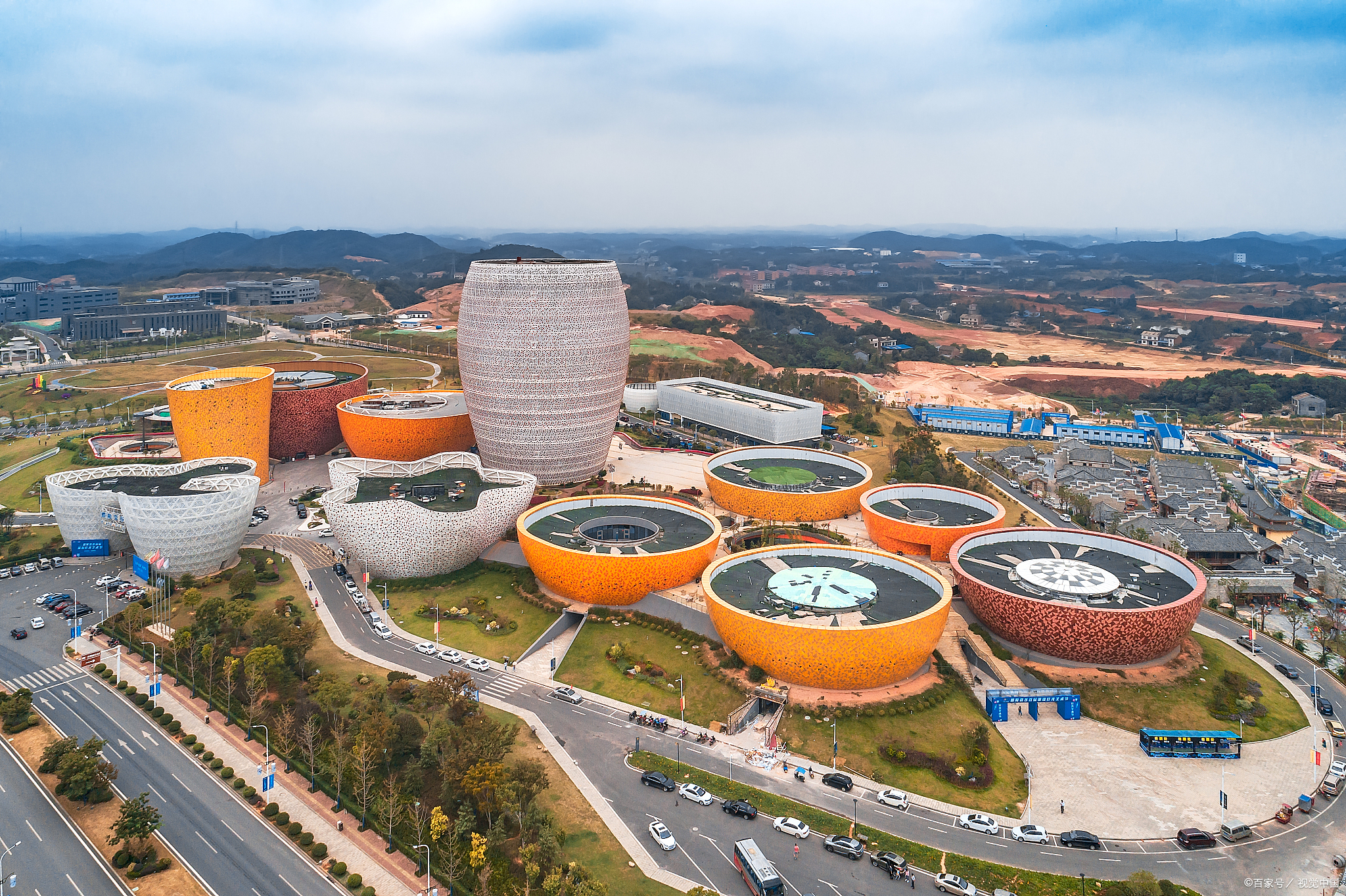 以下是为期三天的景德镇旅游攻略,帮助你充分体验这座城市的魅力.