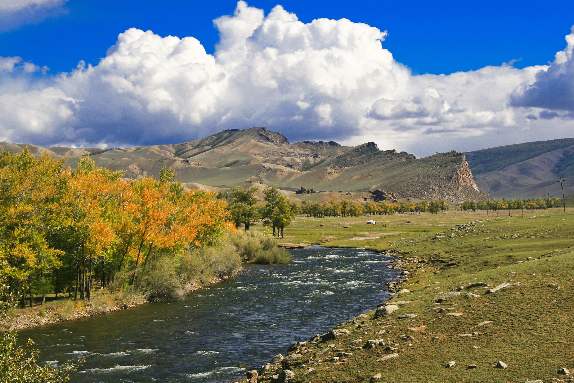 奇遇那拉提#新疆那拉提巩乃斯河景区是世界自然遗产地,也是旅游胜地.