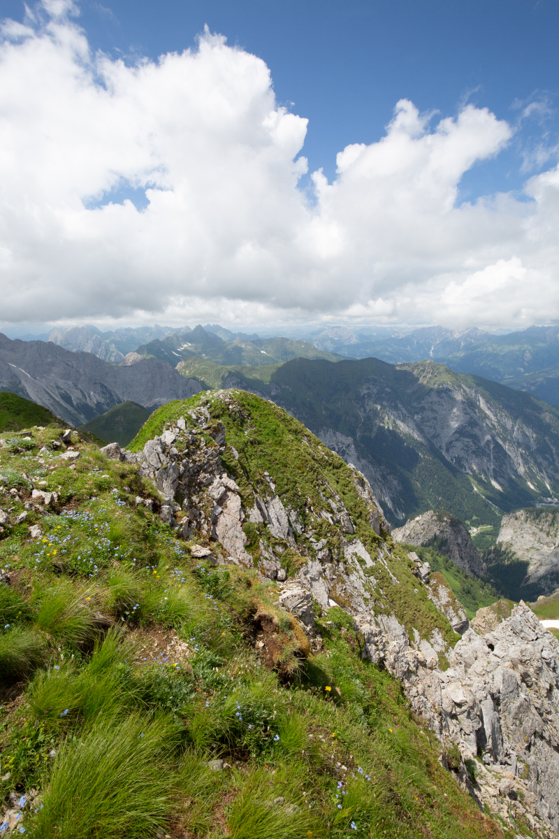 城市大玩家#  陕西·宝鸡  太白山,以雄奇险峻的自然风光和悠久的