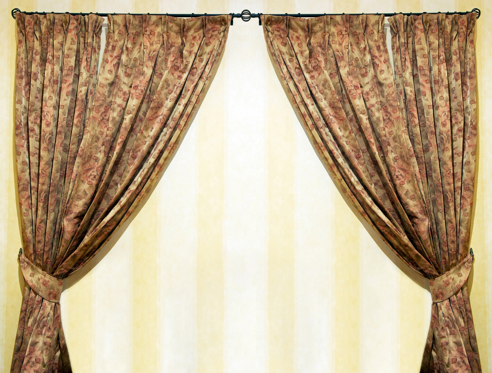 窗帘褶皱倍数选多少合适?