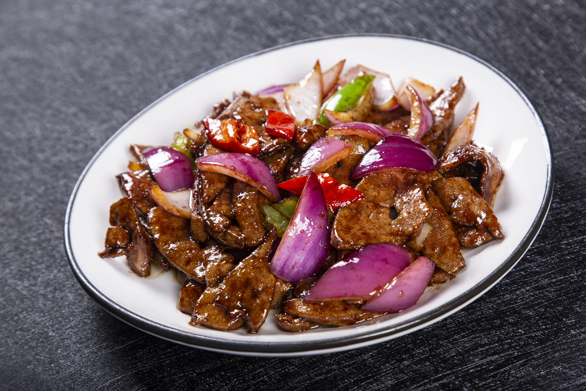 从简单的家常小炒到传统的烹饪技巧,我会与你分享制作地道中式炒菜的