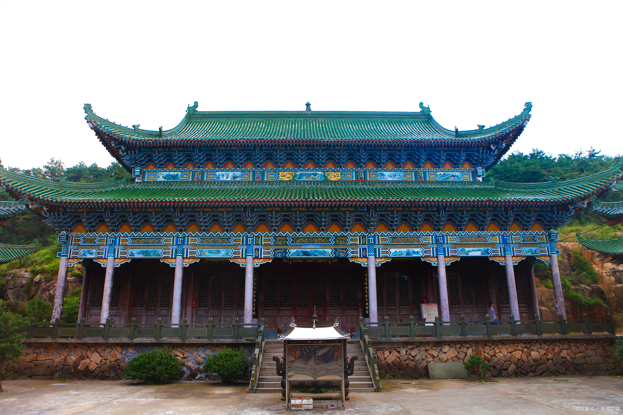 中国南方第一大宫殿式建筑群,是湖南第一大古建筑群,有千年历史